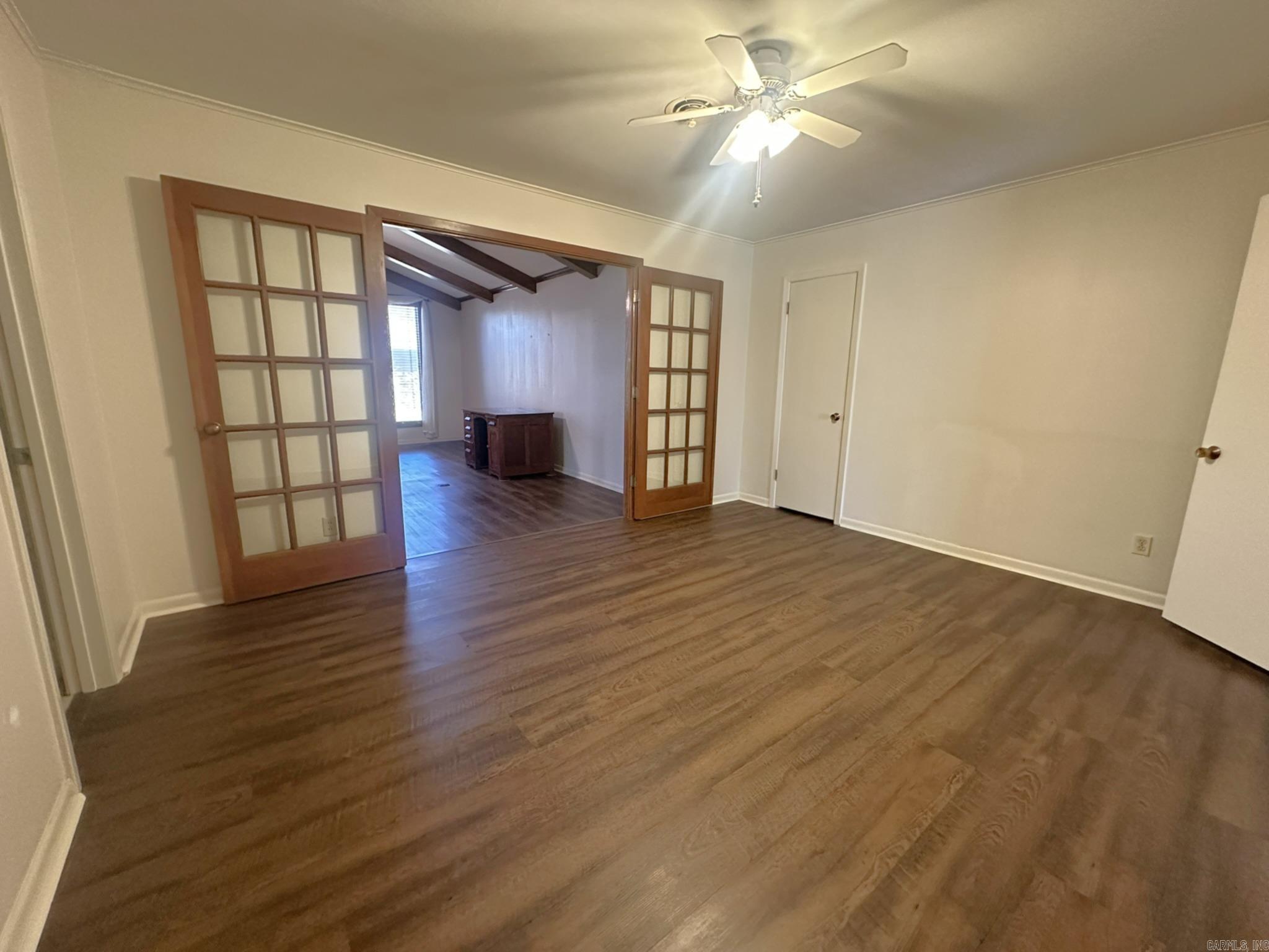 607 S Cherry St Property Photo 38
