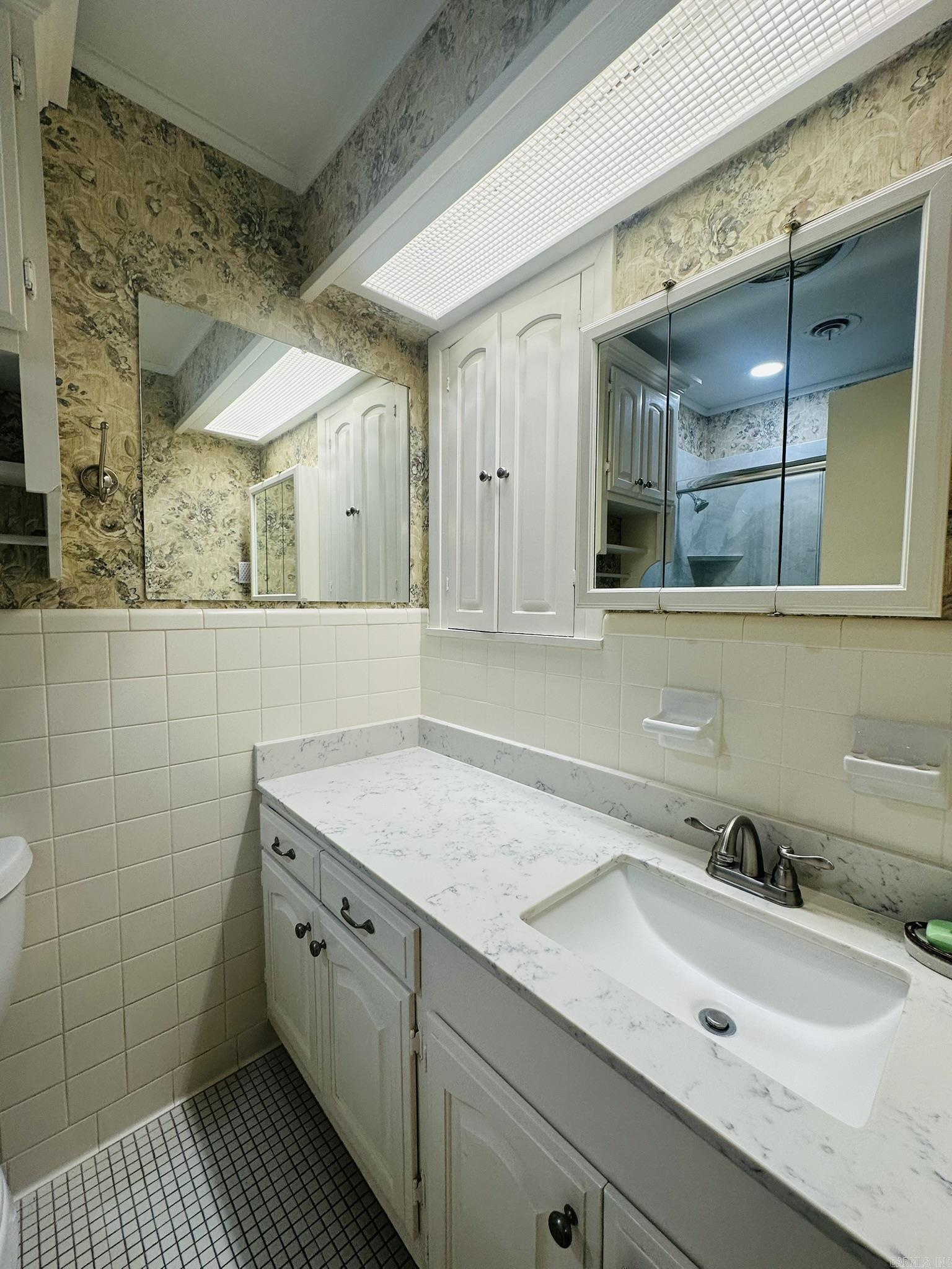 607 S Cherry St Property Photo 40
