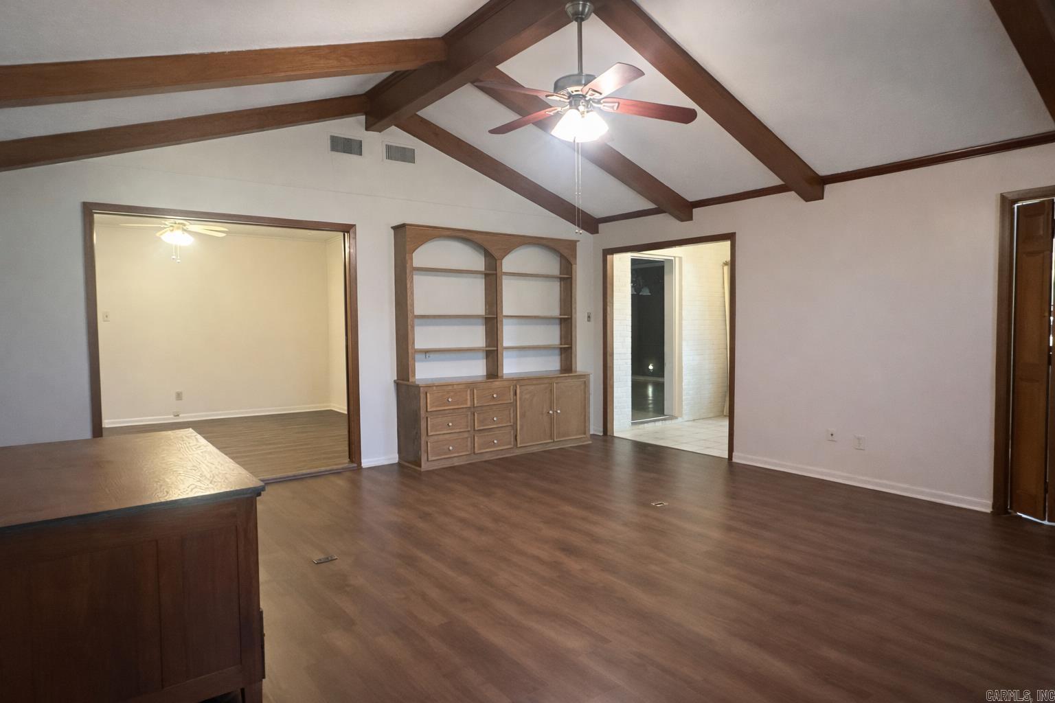 607 S Cherry St Property Photo 43