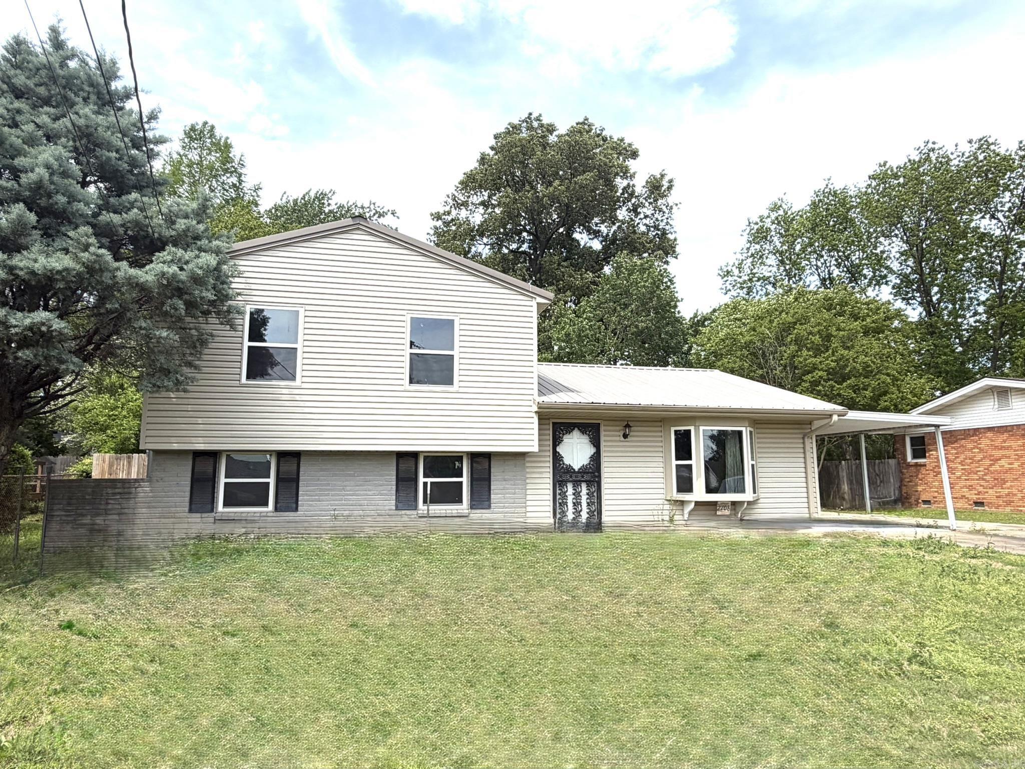 2708 Noble Drive Property Photo 1