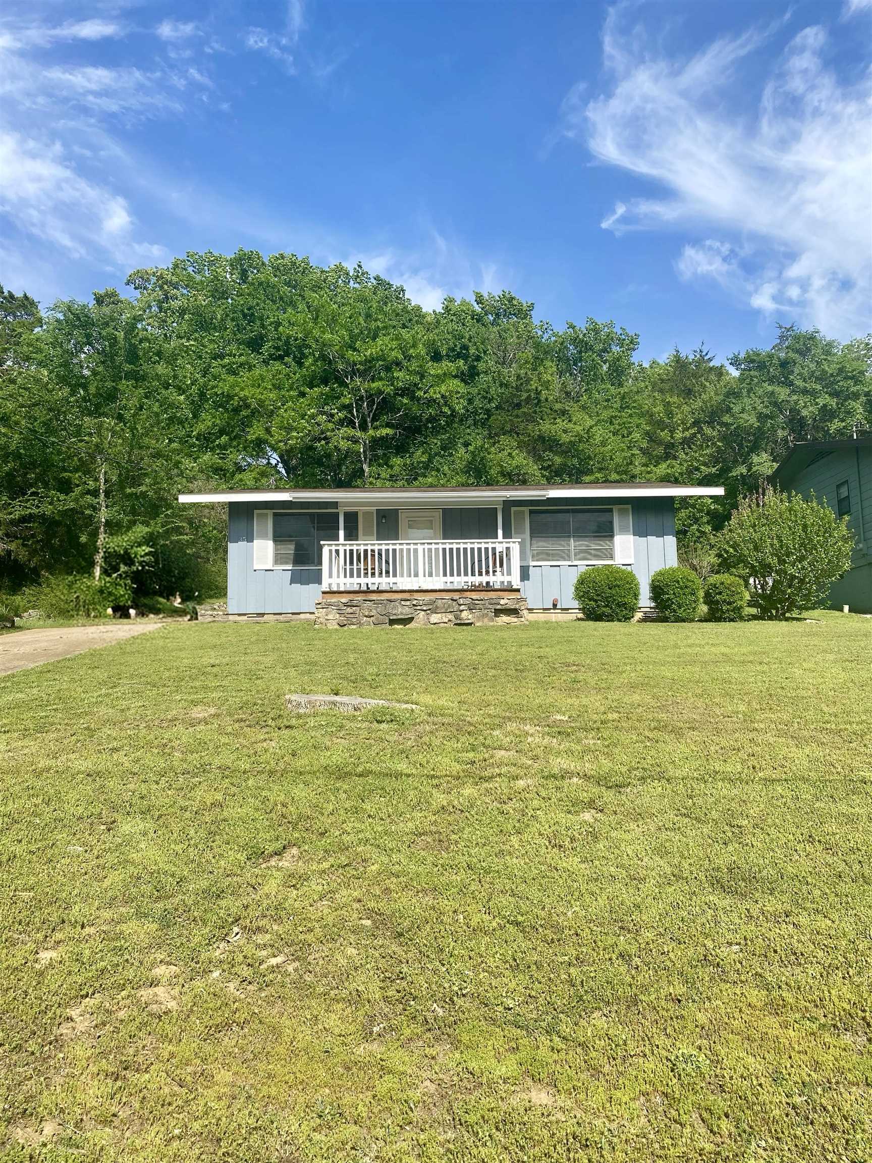 35 E Lakeshore Property Photo 16