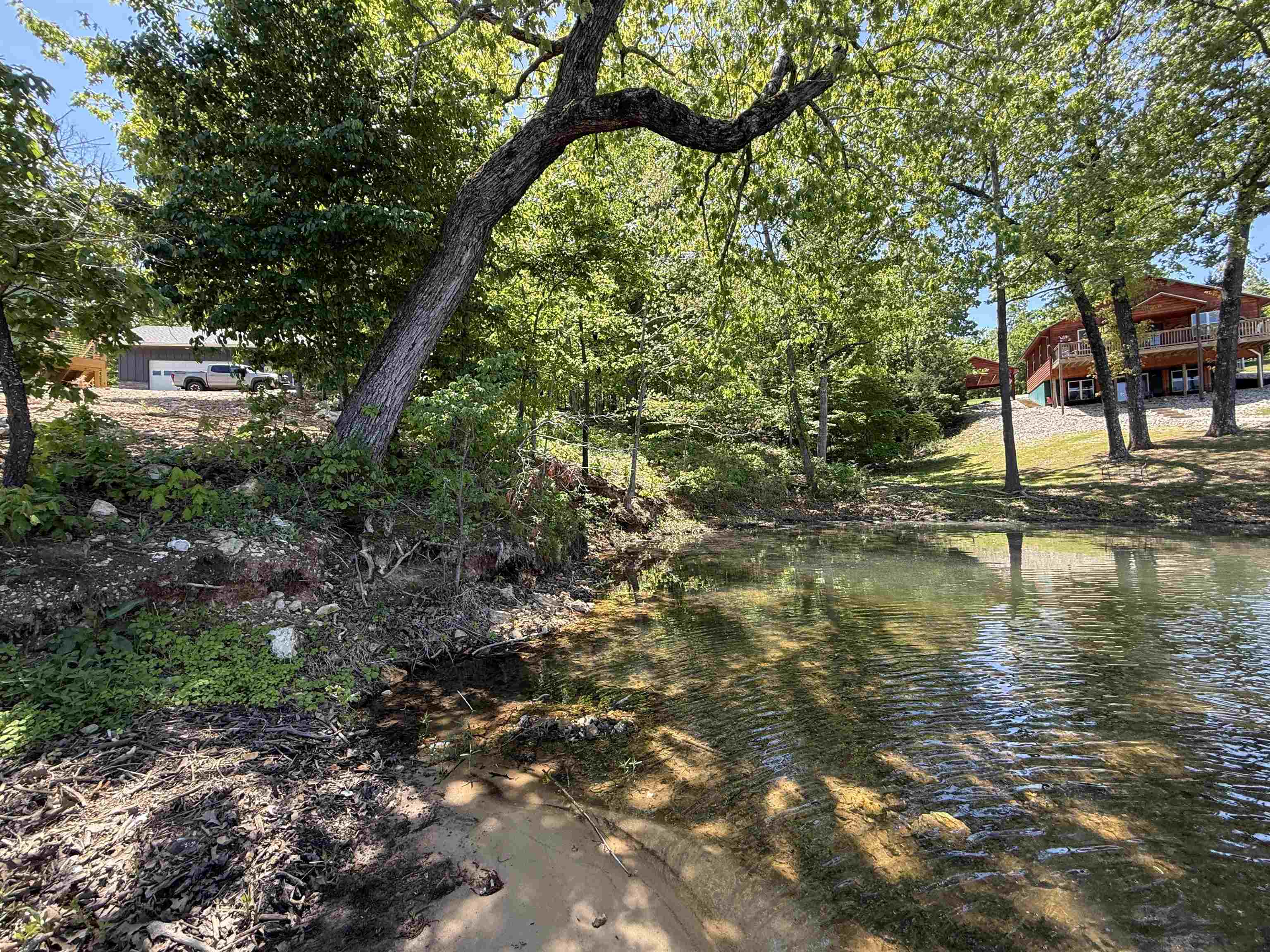 200 Isabella Lane Property Photo 8