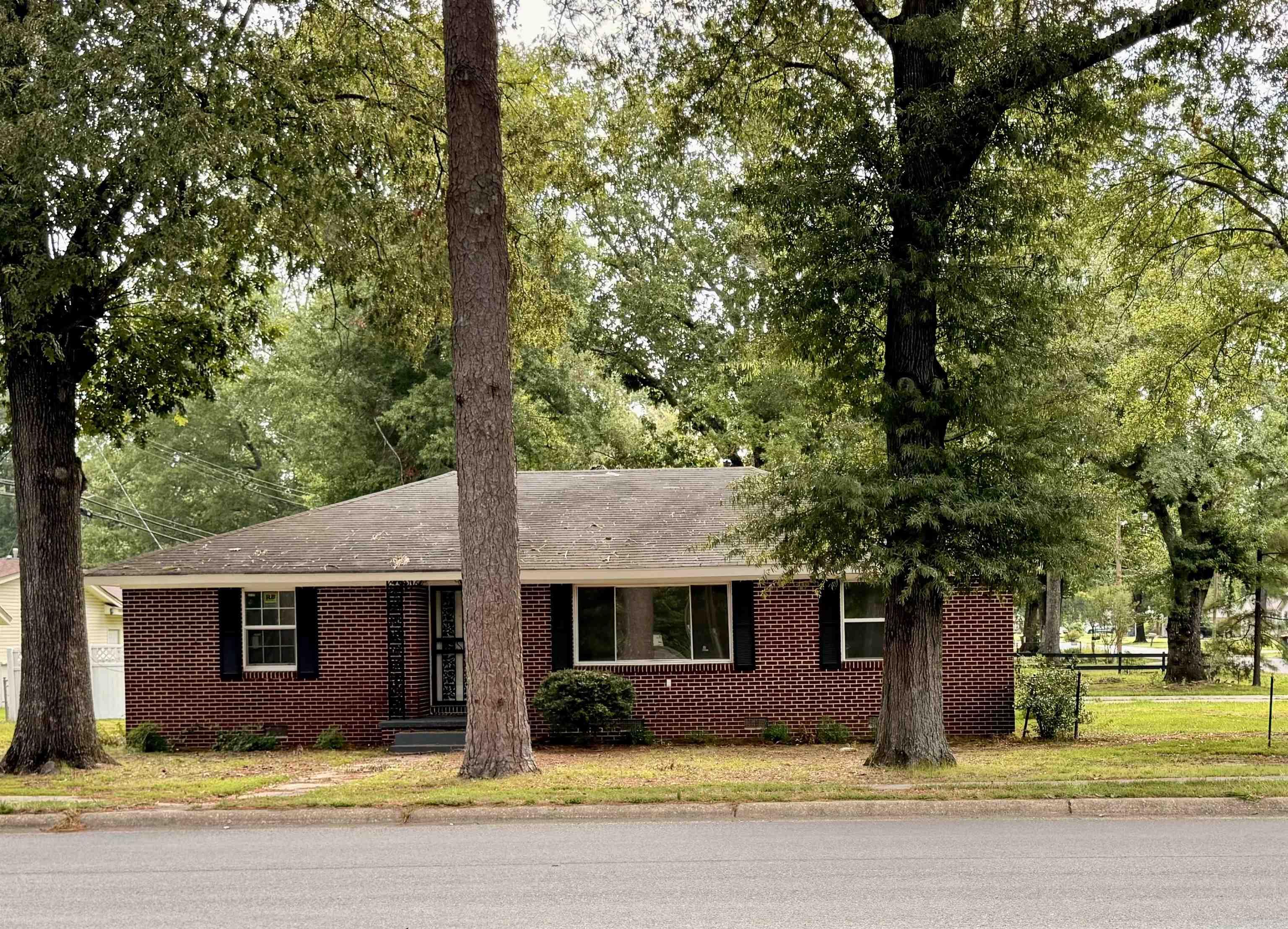 3419 S Olive Street Property Photo 1