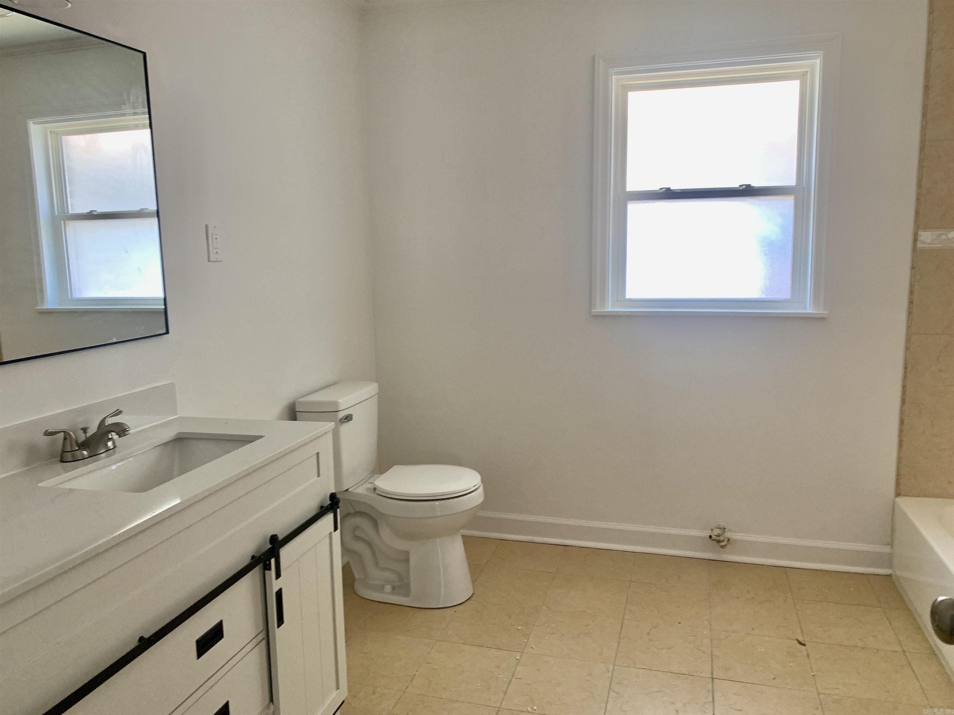 3419 S Olive Street Property Photo 16