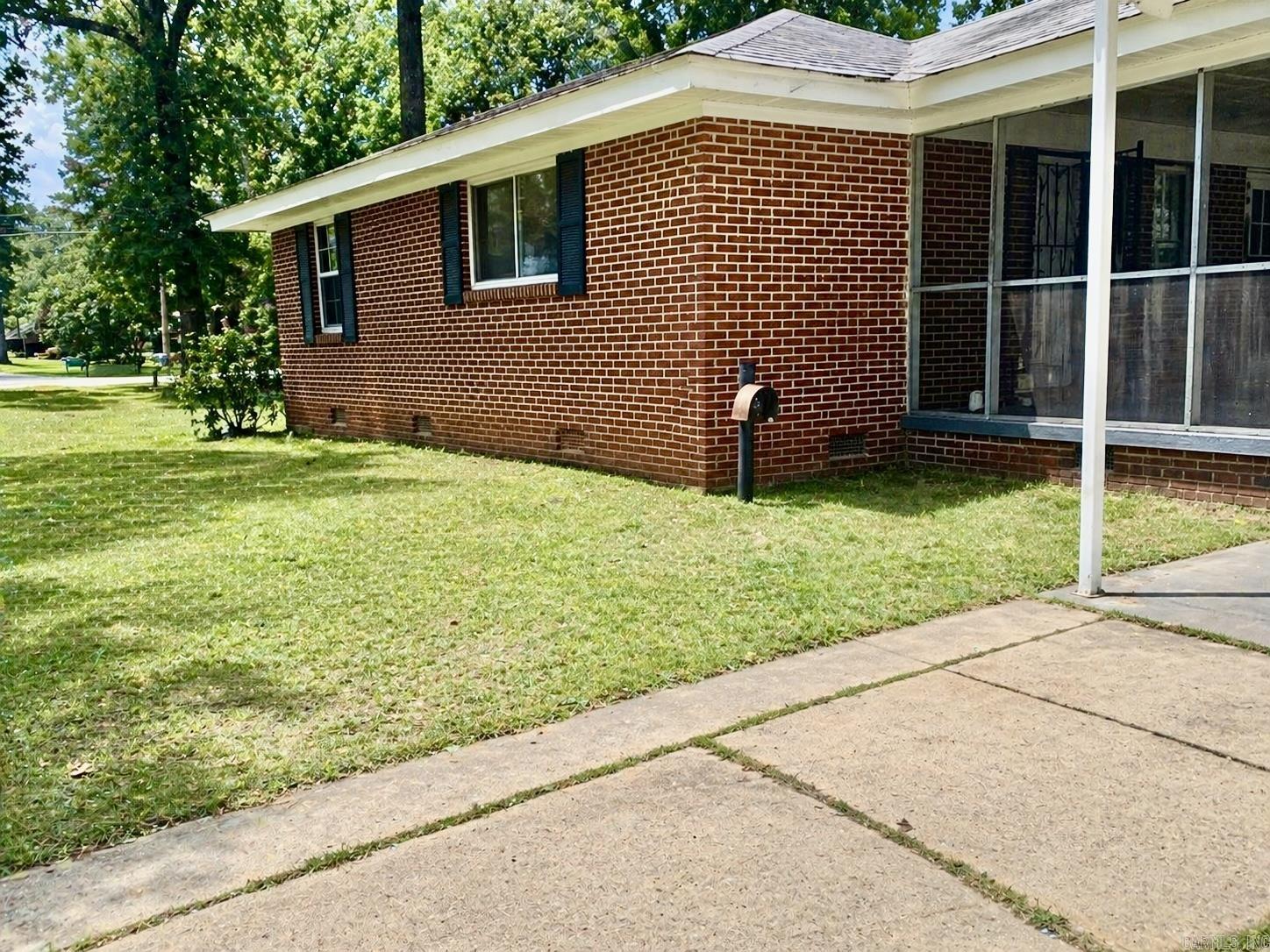 3419 S Olive Street Property Photo 19