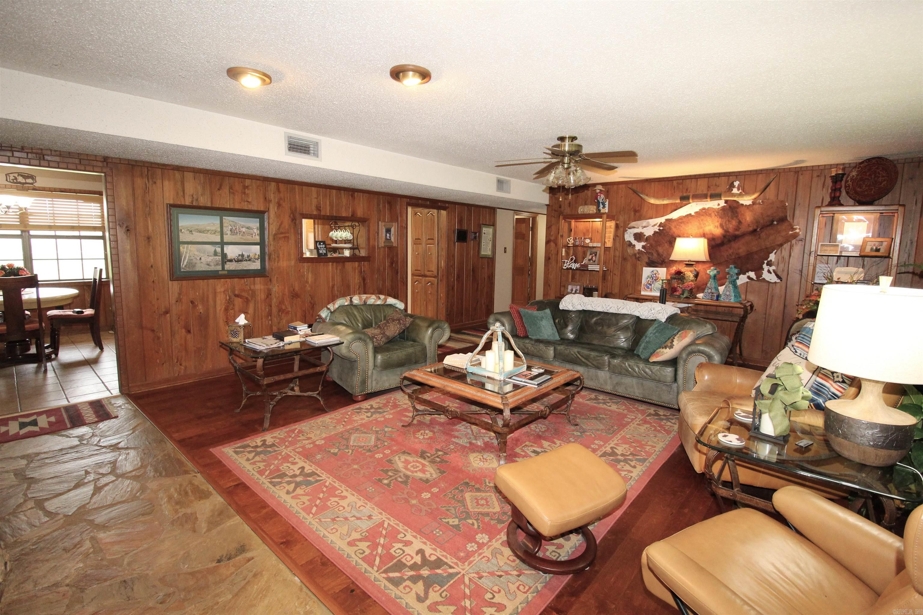 25 Sites Drive Property Photo 5