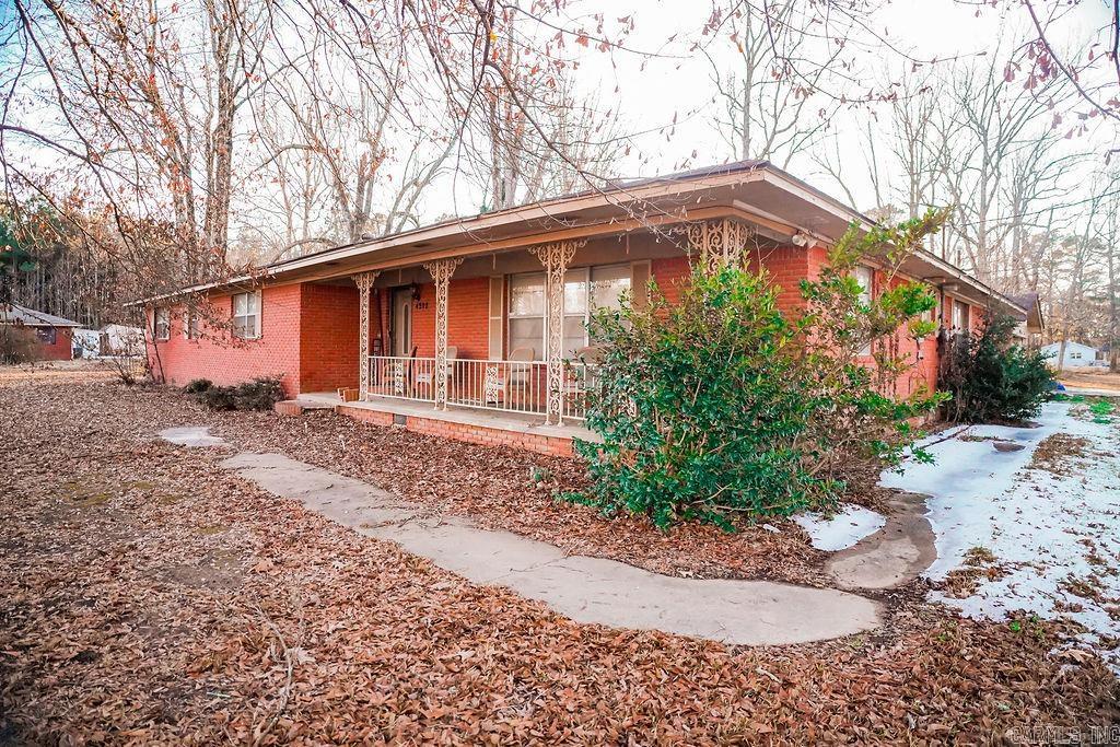 4202 Ryburn Road Property Photo 1