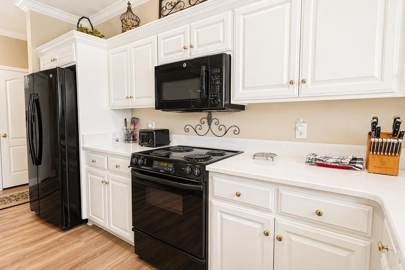518 Amity Road H-3 Property Photo 7