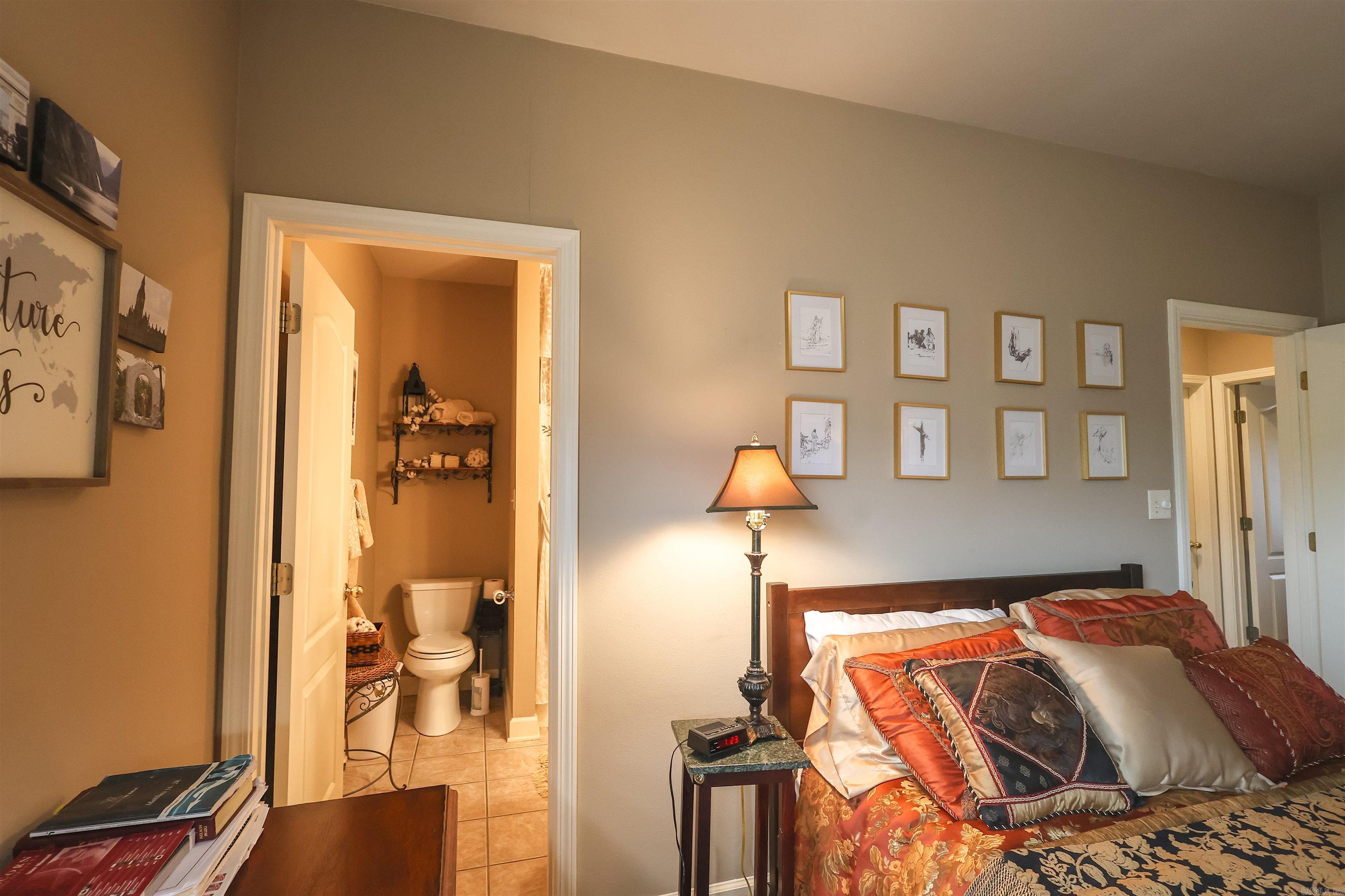 518 Amity Road H-3 Property Photo 18