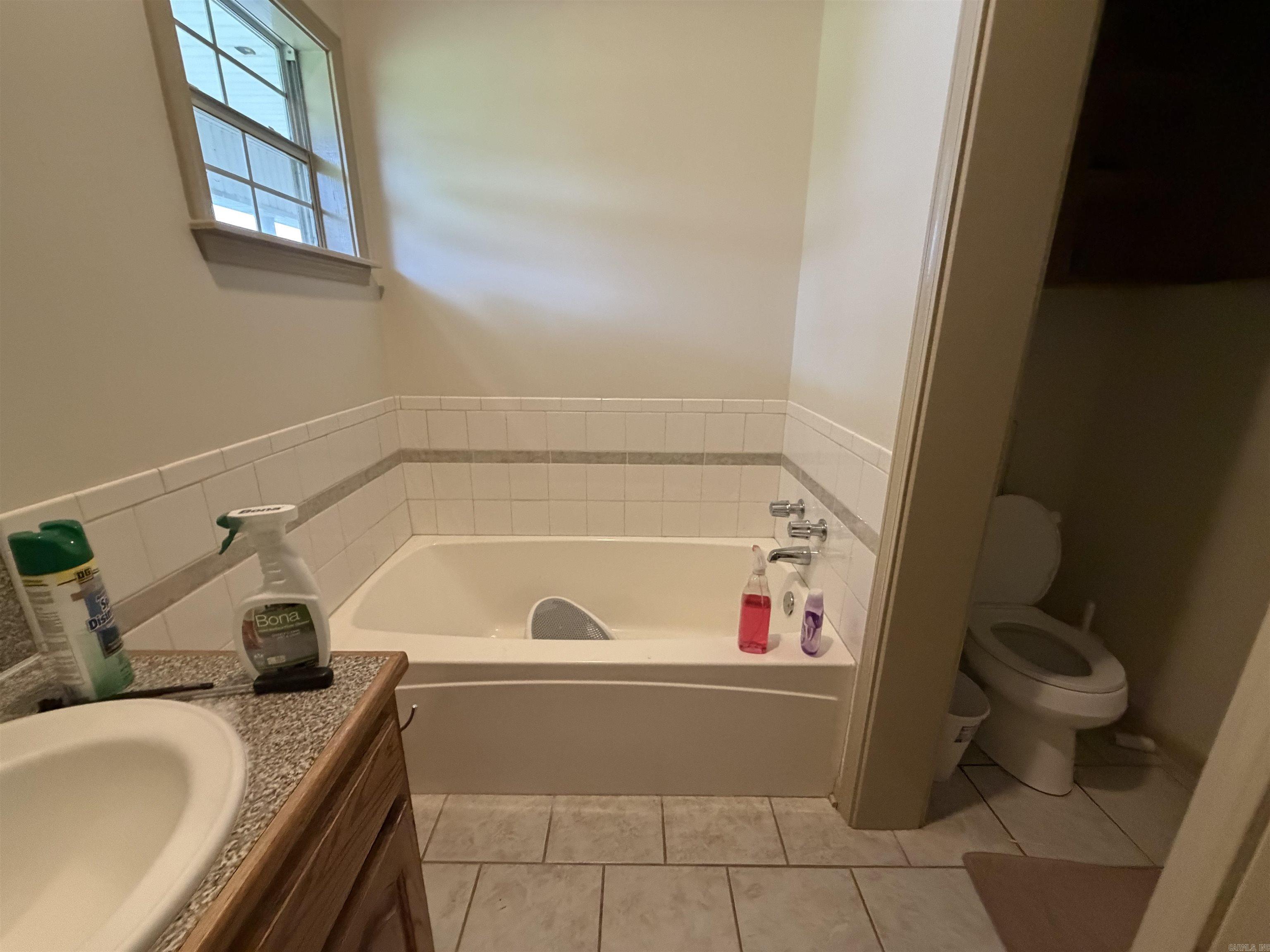 2920 Goodfellow Property Photo 22