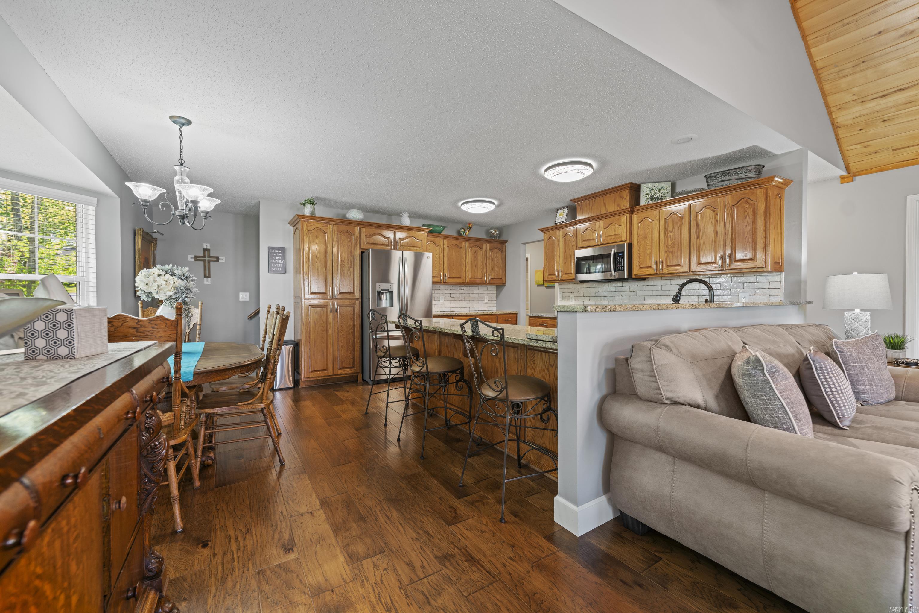1408 Lee Place Property Photo 8