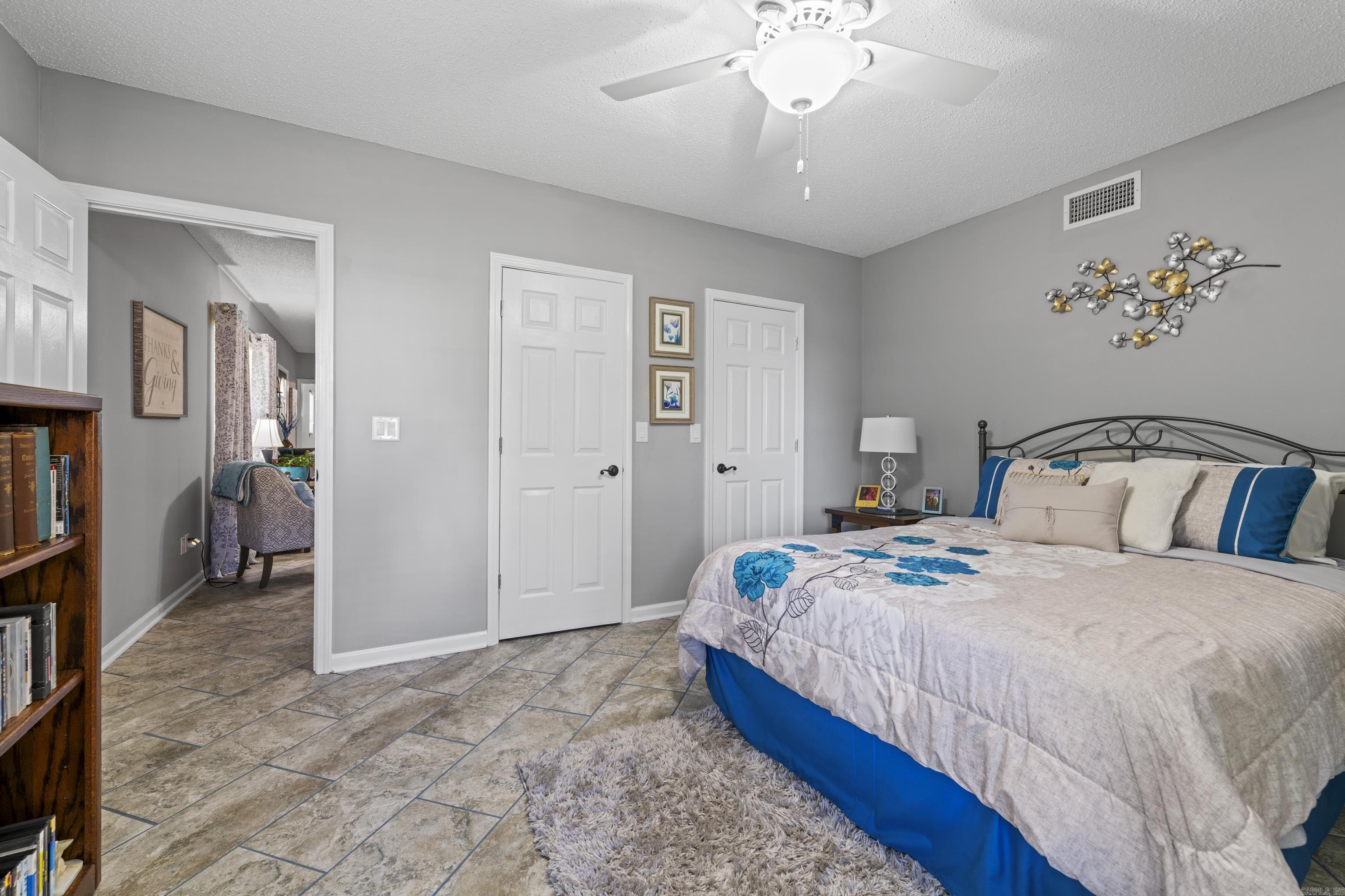 1408 Lee Place Property Photo 27