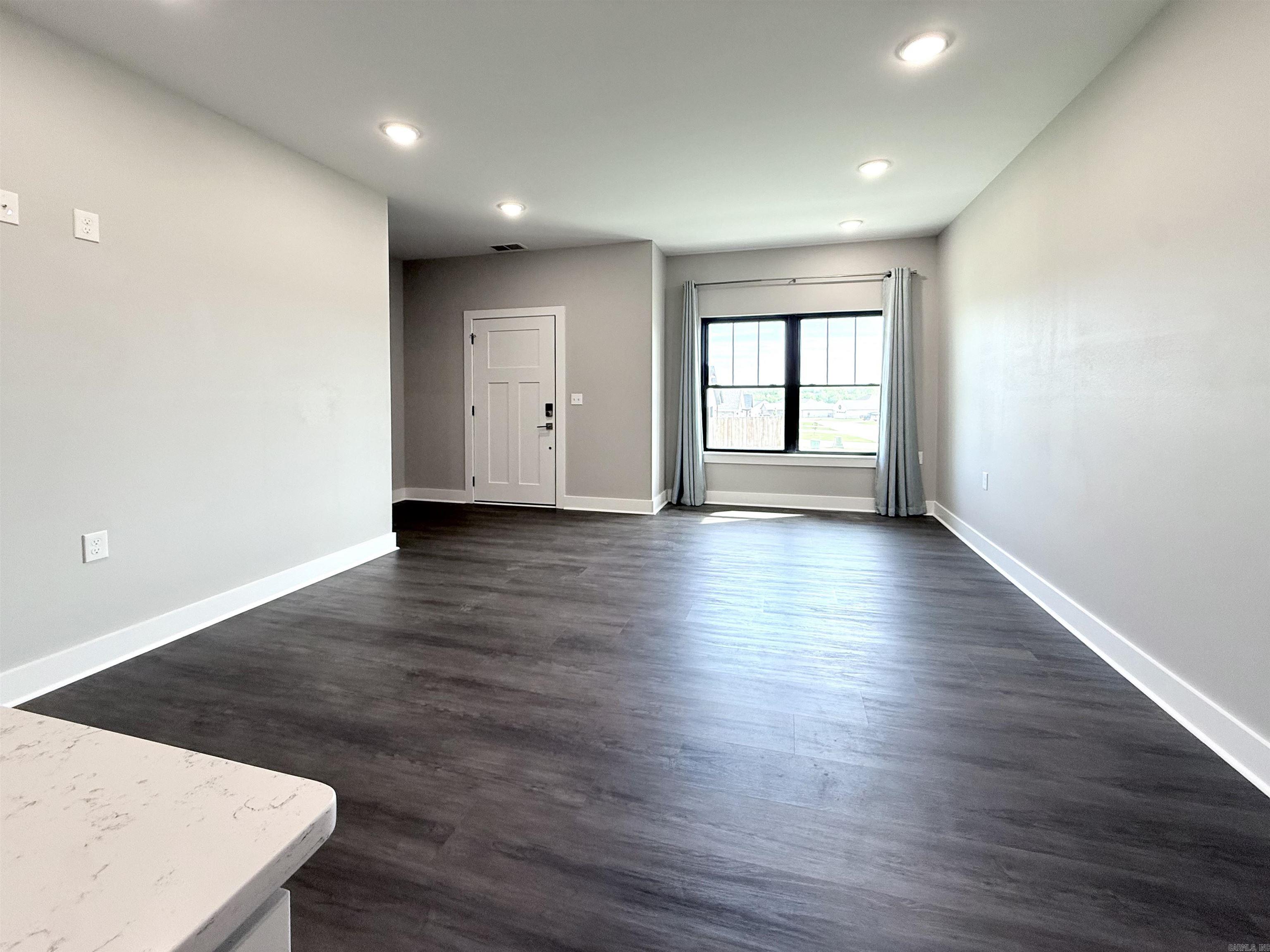 5 Estes Way Property Photo 5