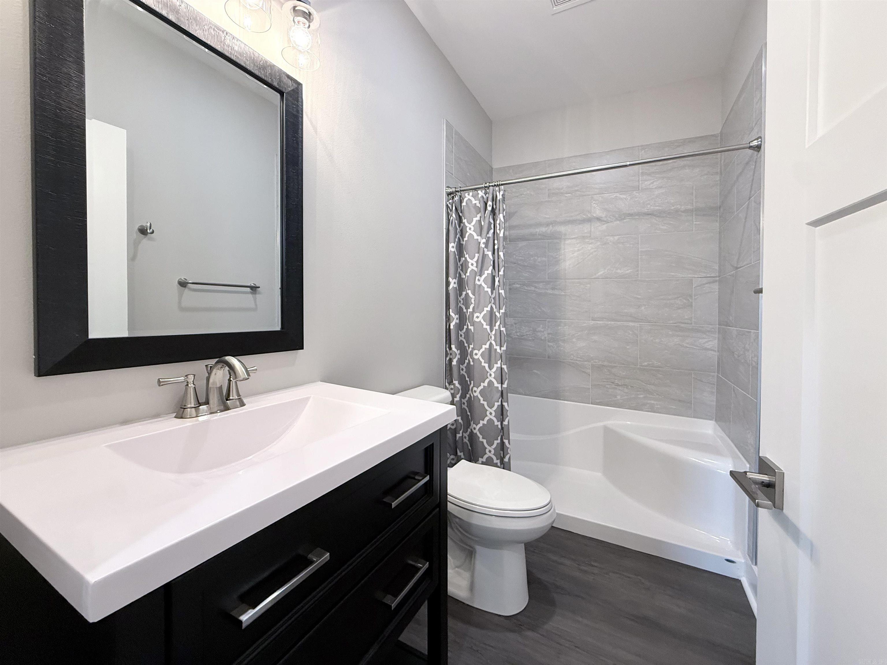 5 Estes Way Property Photo 12