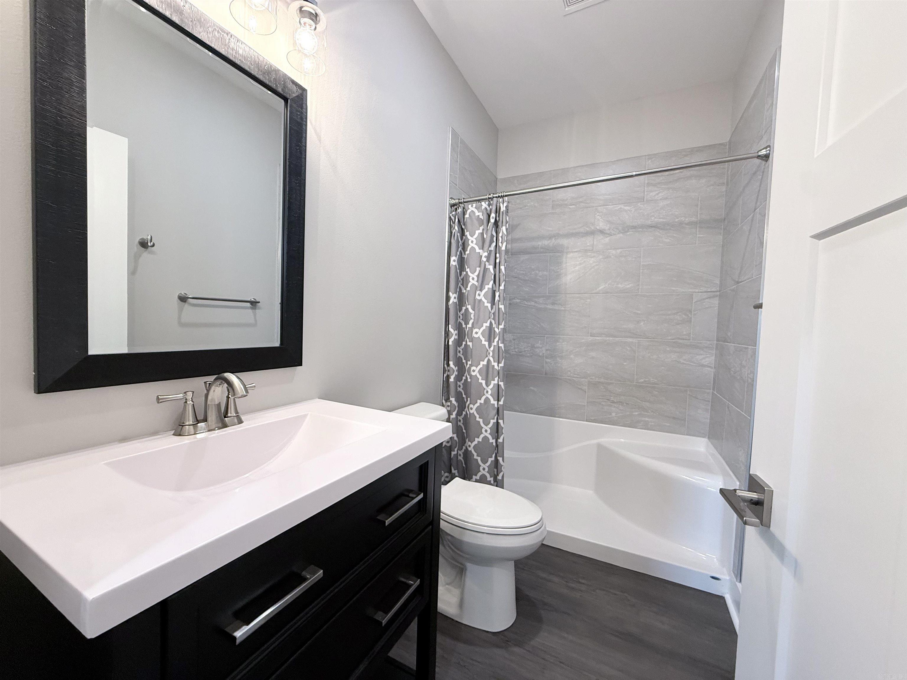 5 Estes Way Property Photo 14