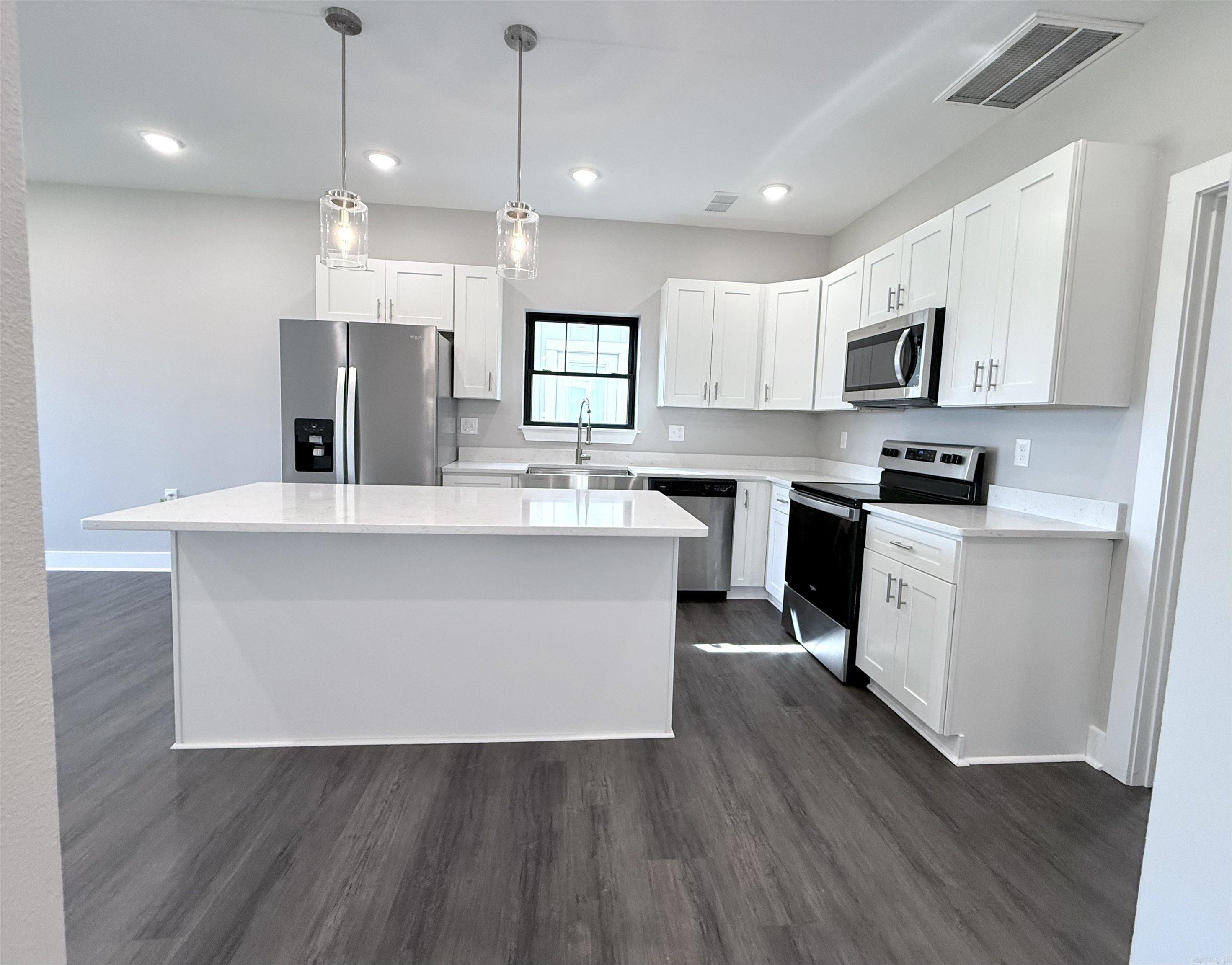 5 Estes Way Property Photo 16