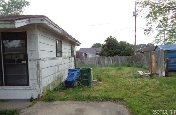 2101 Muldrow Drive Property Photo 11