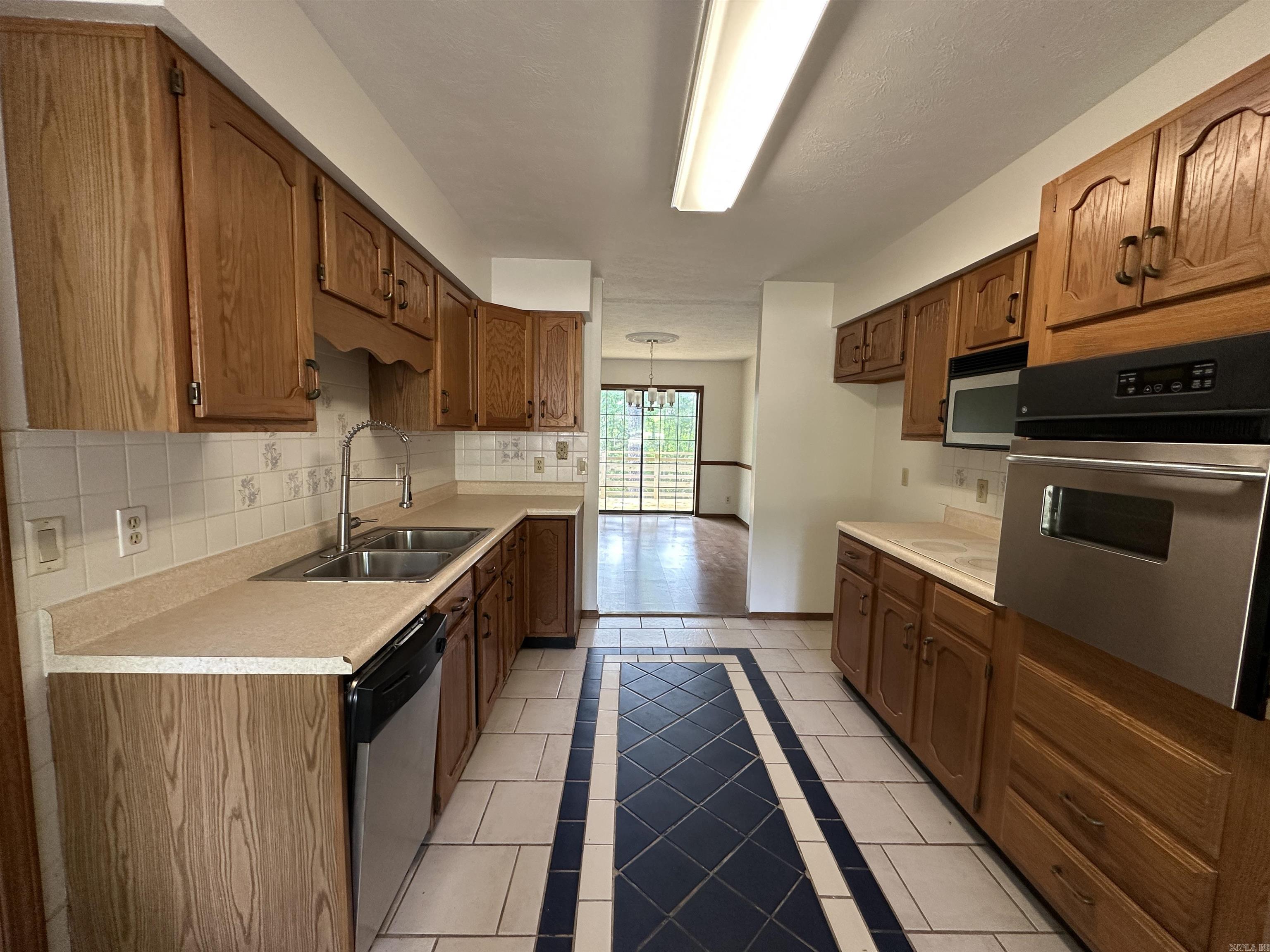 76 Bayview Drive Property Photo 4