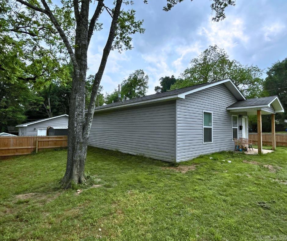 1733 Caddo Street Property Photo 17