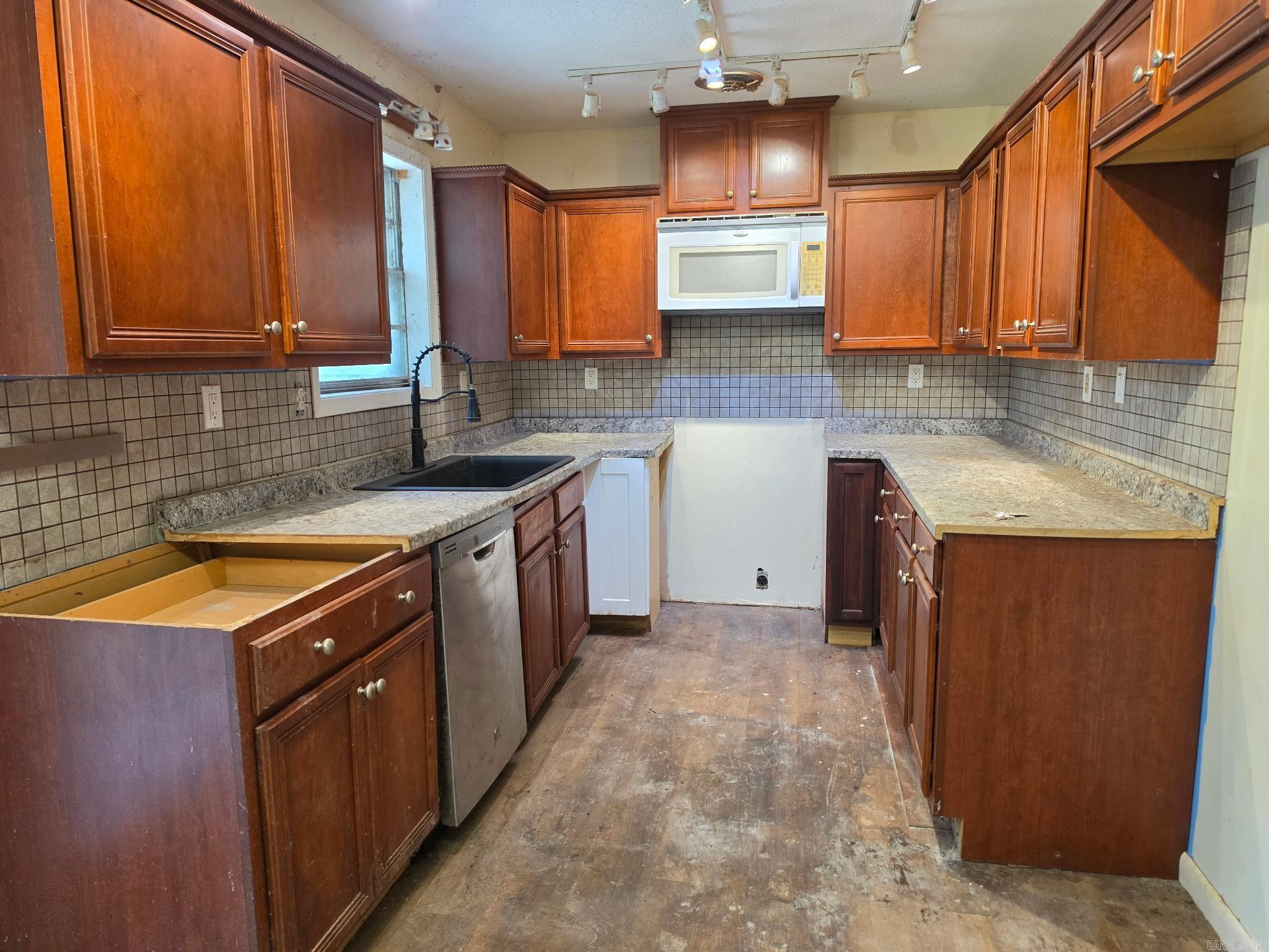 9 Saotee Trace Property Photo 5