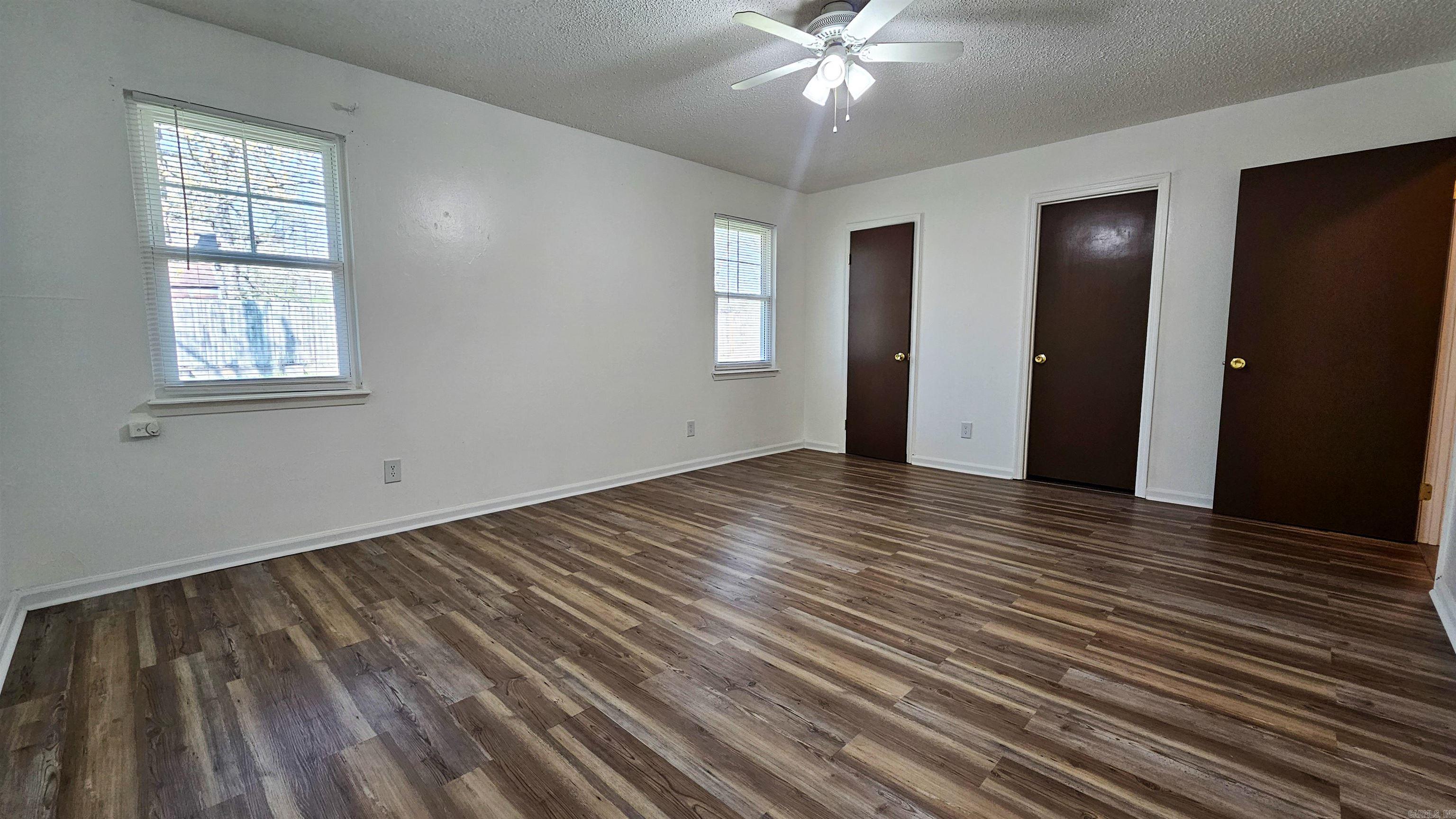 9727 Lanehart Road Property Photo 7