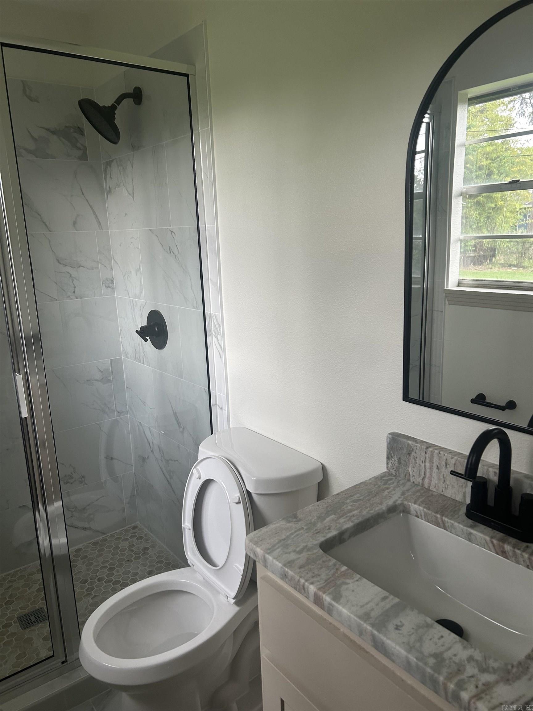 1620 Glenda Street Property Photo 4