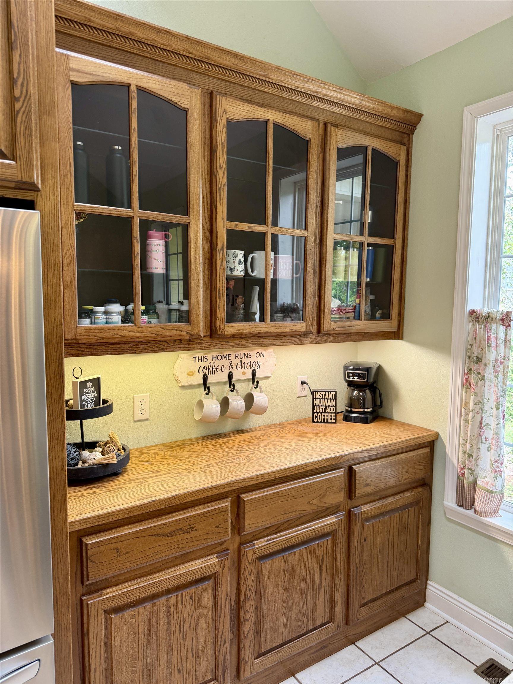 328 County Road 3467 Property Photo 18