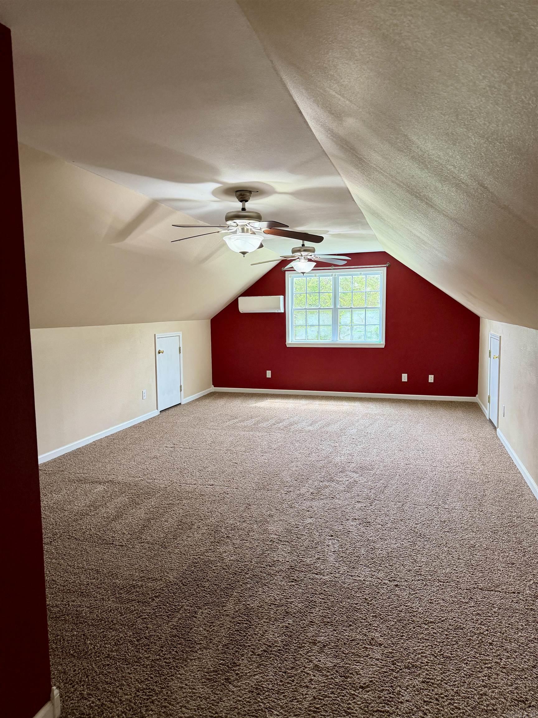 328 County Road 3467 Property Photo 40