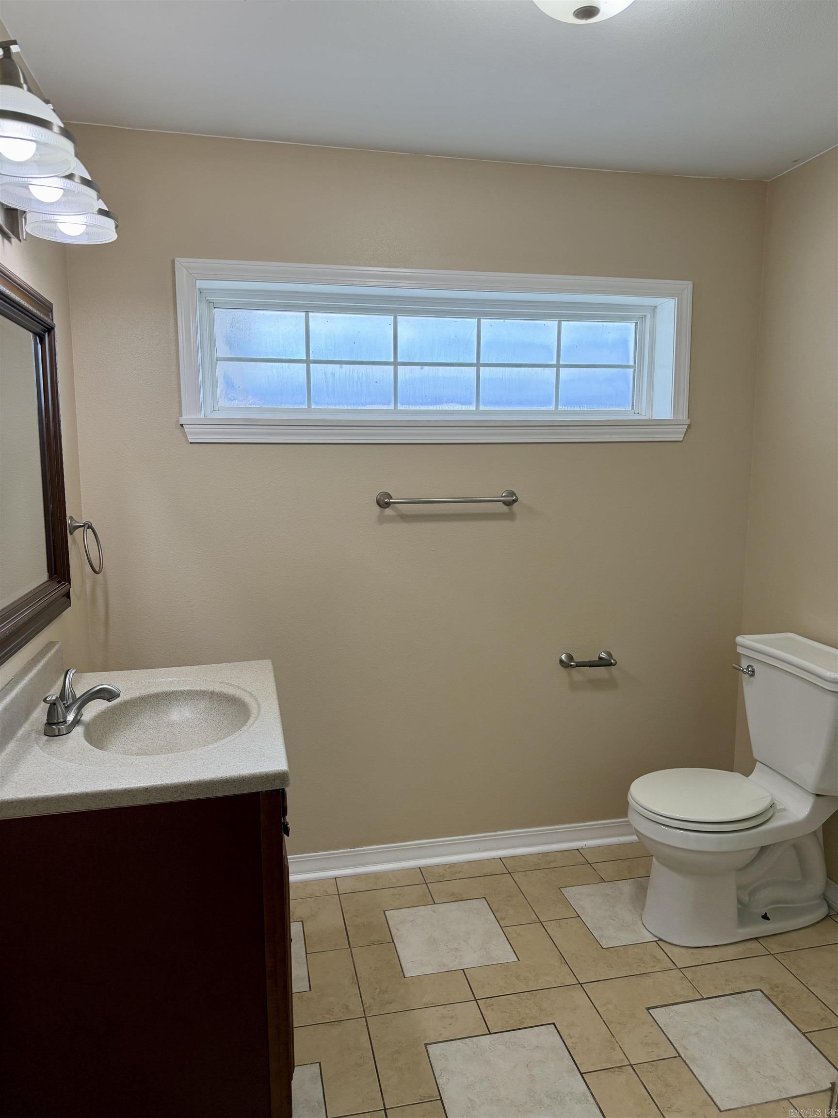 328 County Road 3467 Property Photo 41