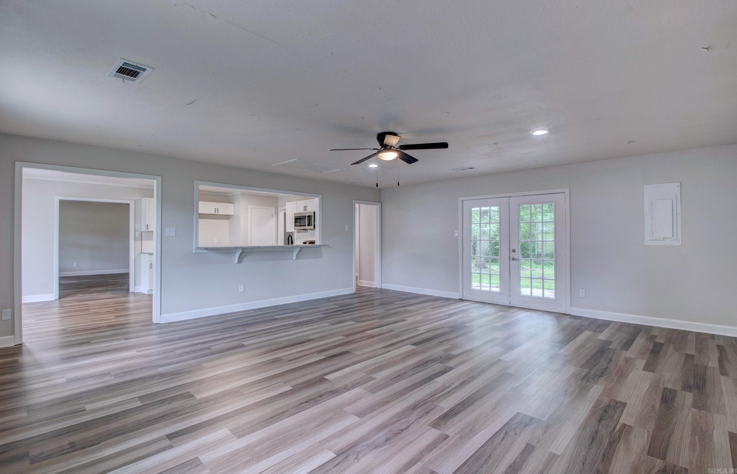 19200 Oaklawn Cove Property Photo 25
