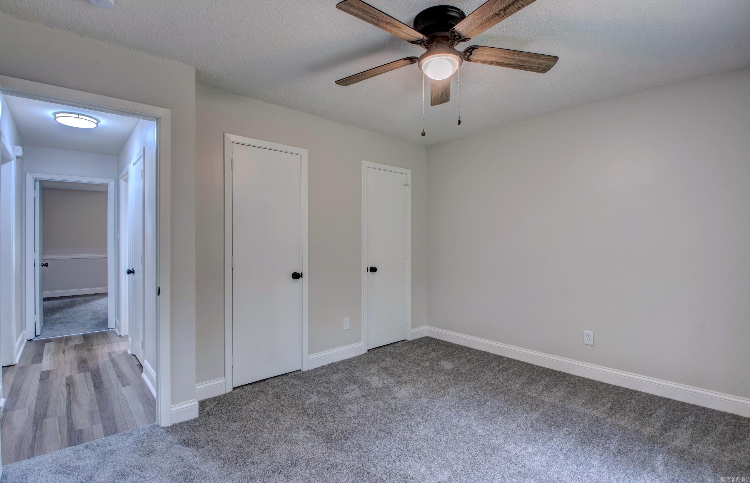 19200 Oaklawn Cove Property Photo 34