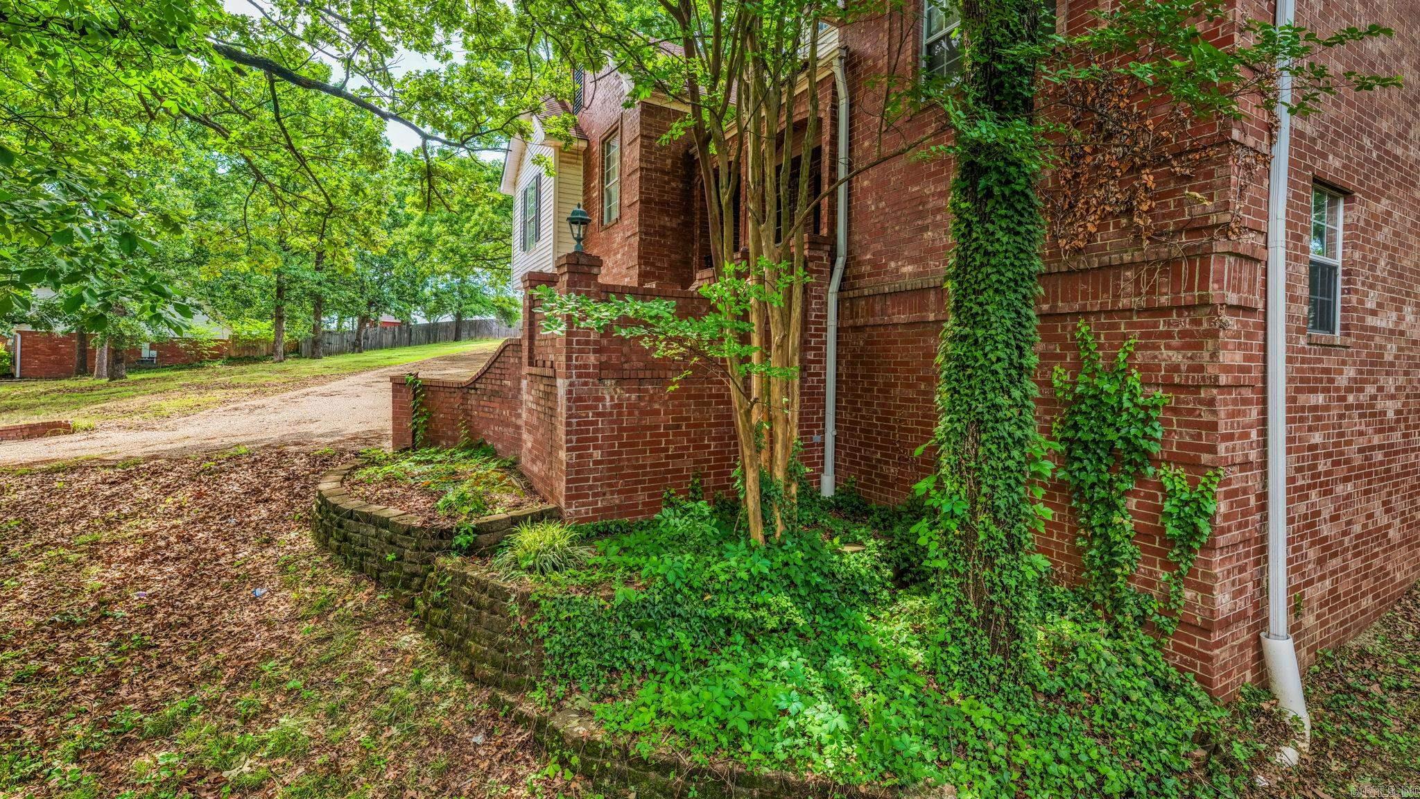 3075 Sassy Road Property Photo 3