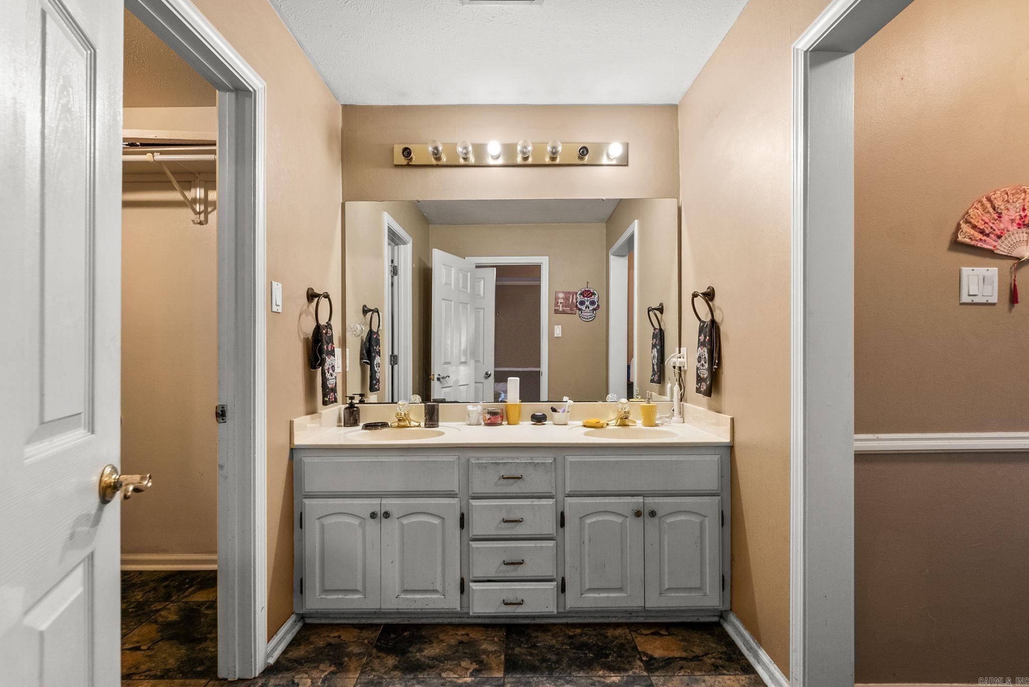 3075 Sassy Road Property Photo 25