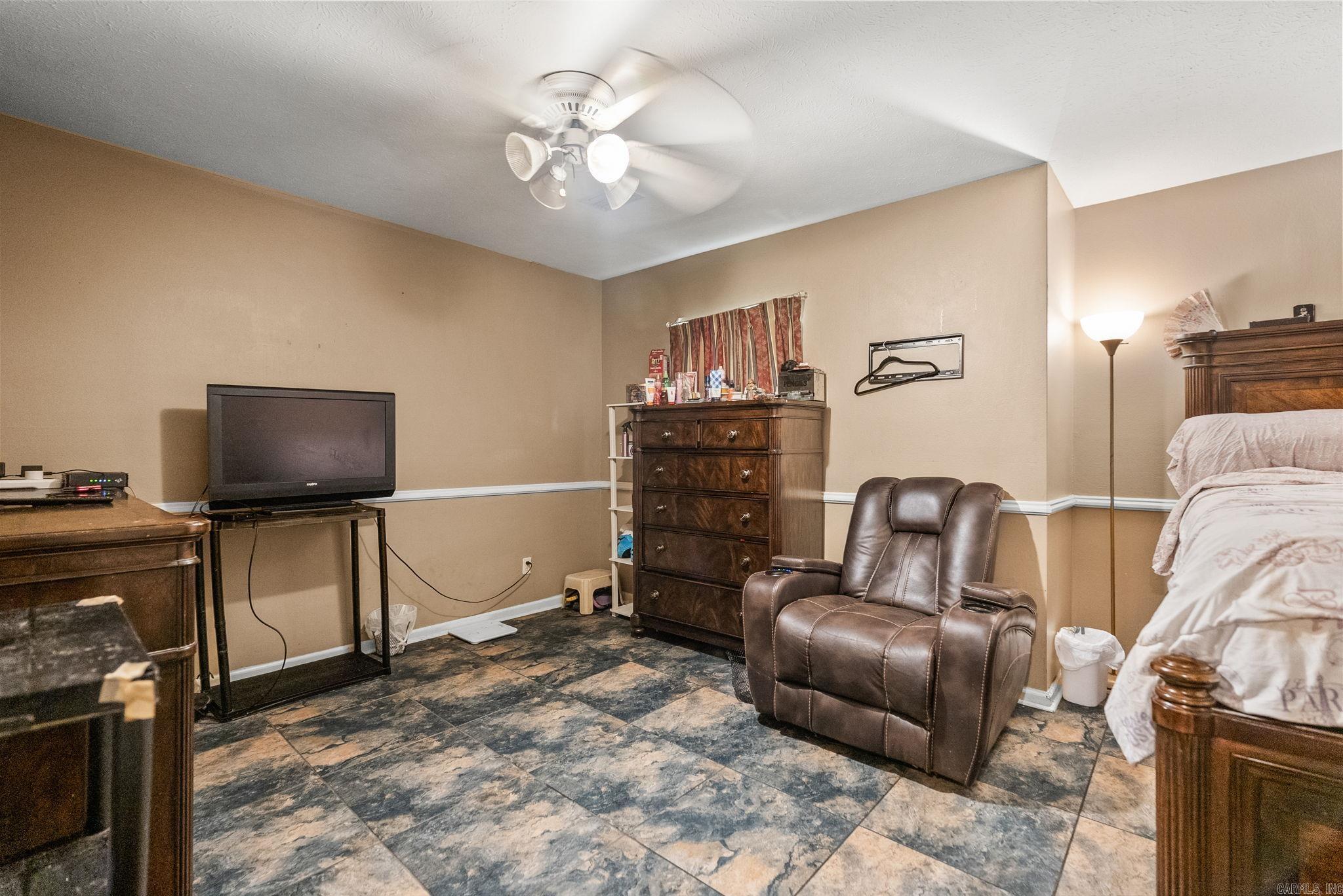 3075 Sassy Road Property Photo 28