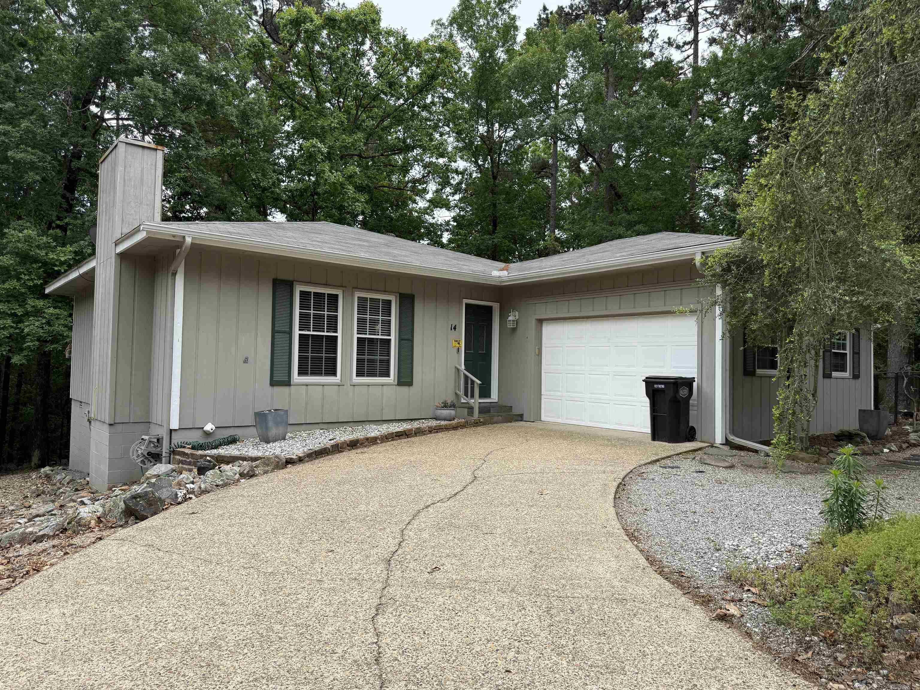 14 Aspe Lane Property Photo 1