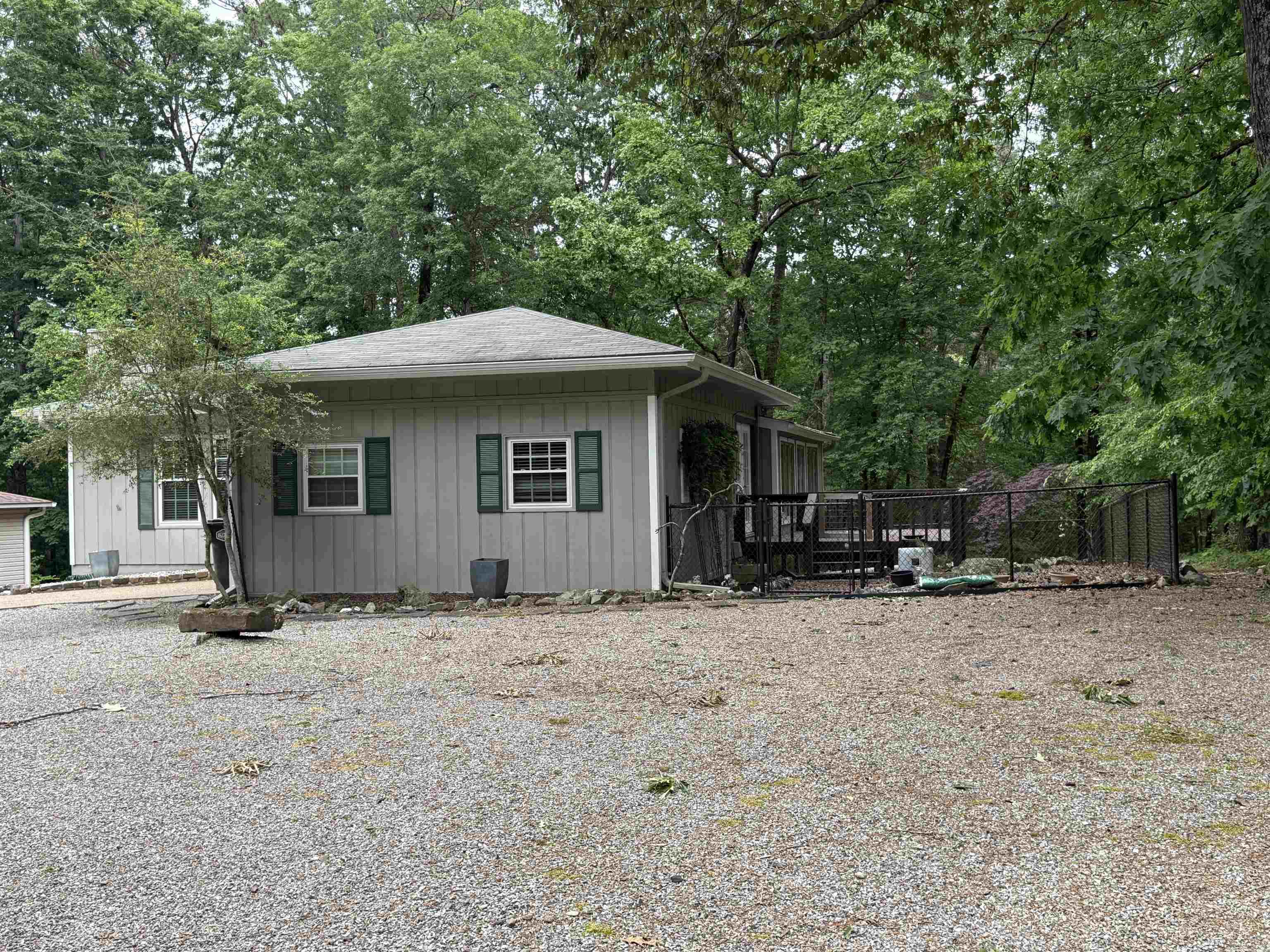 14 Aspe Lane Property Photo 2