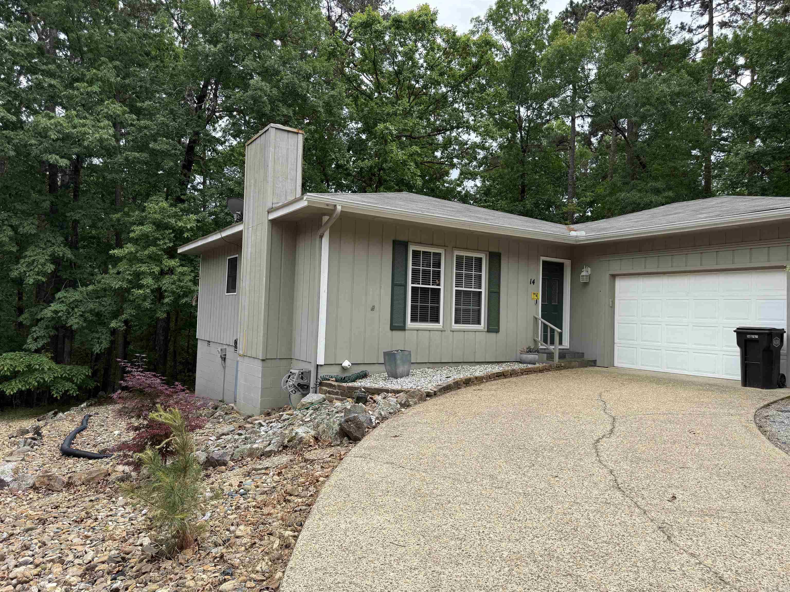 14 Aspe Lane Property Photo 3