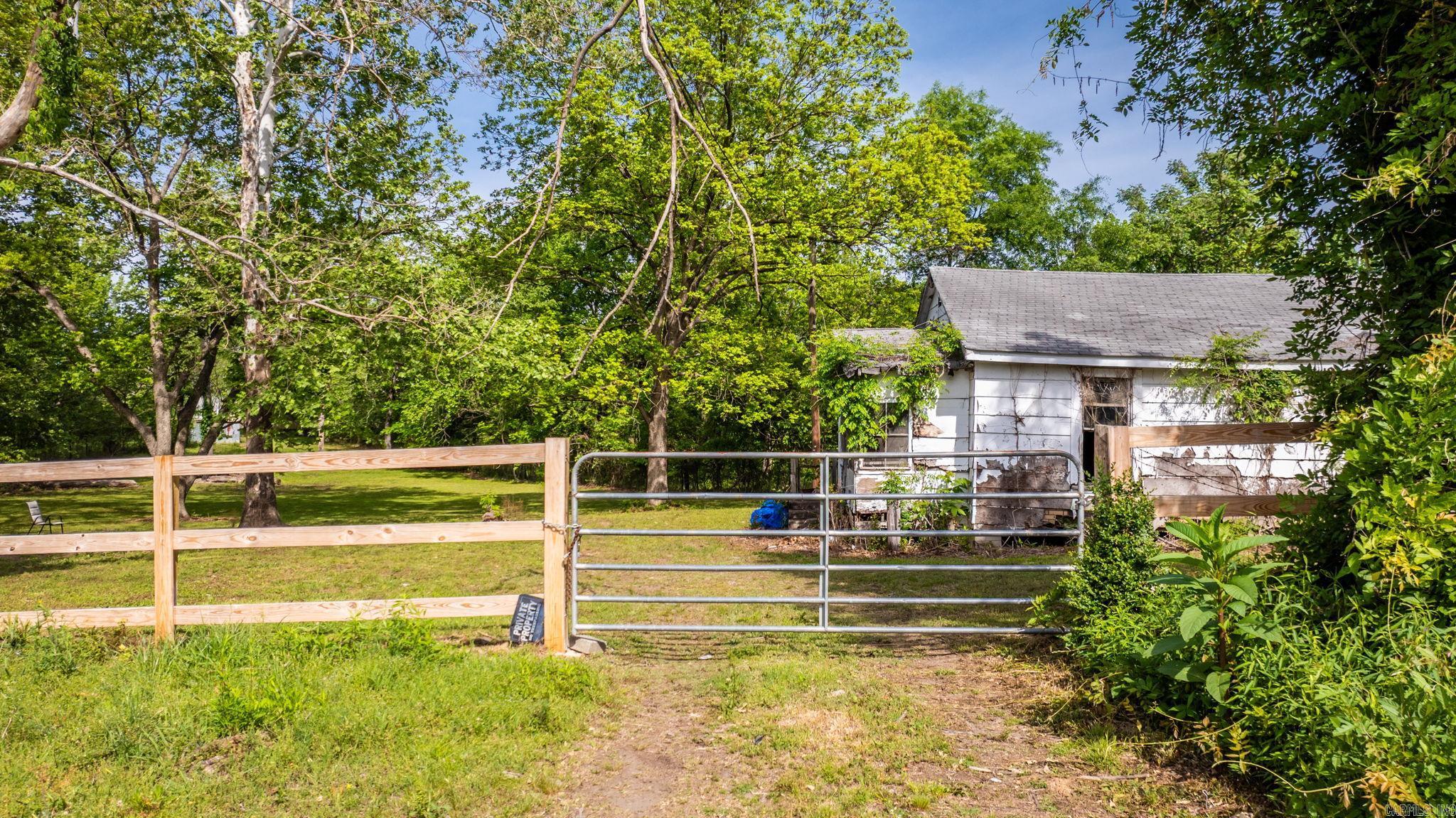 5613 Caple Lane Property Photo 2