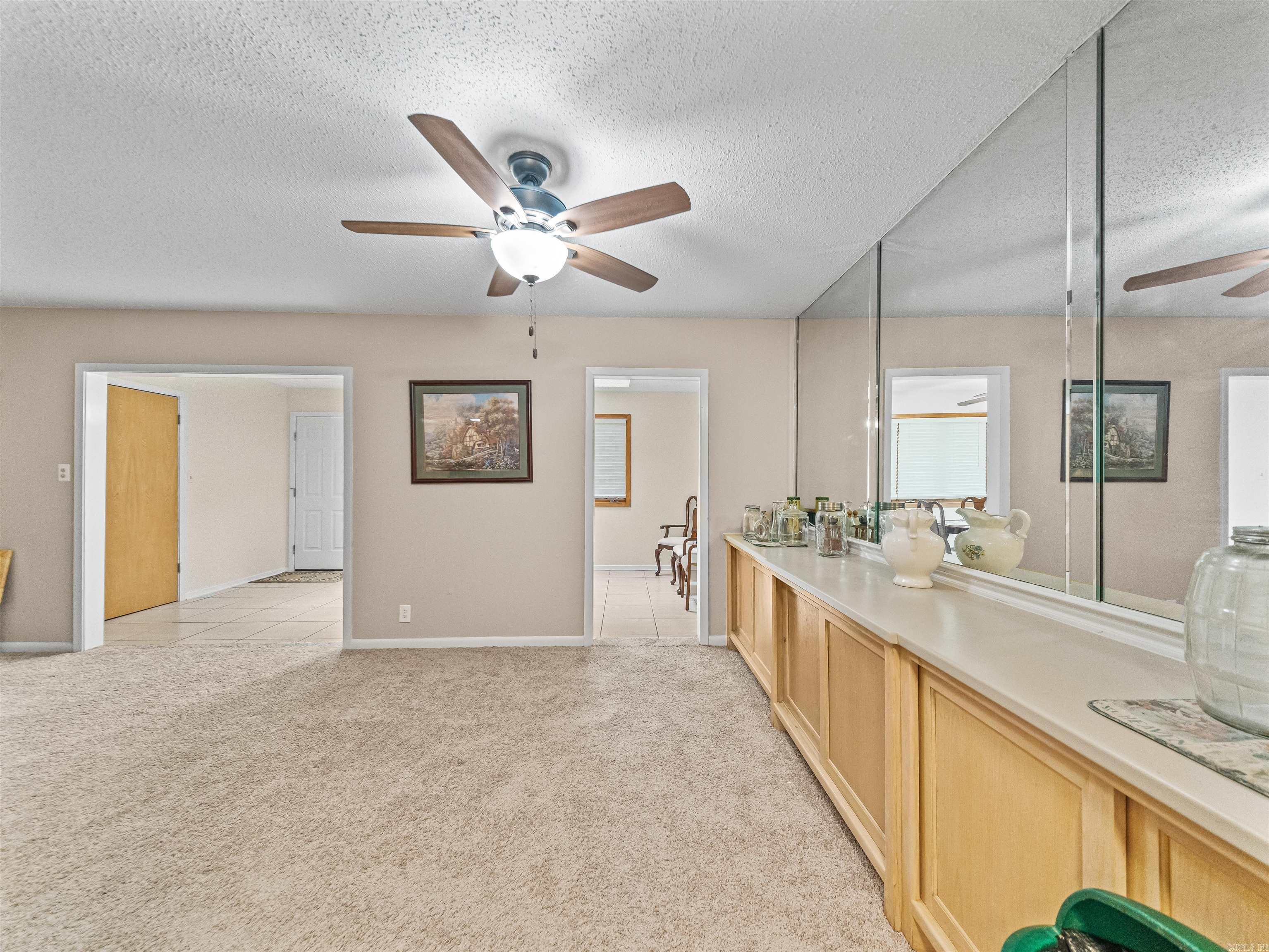 116 Emperado Property Photo 8