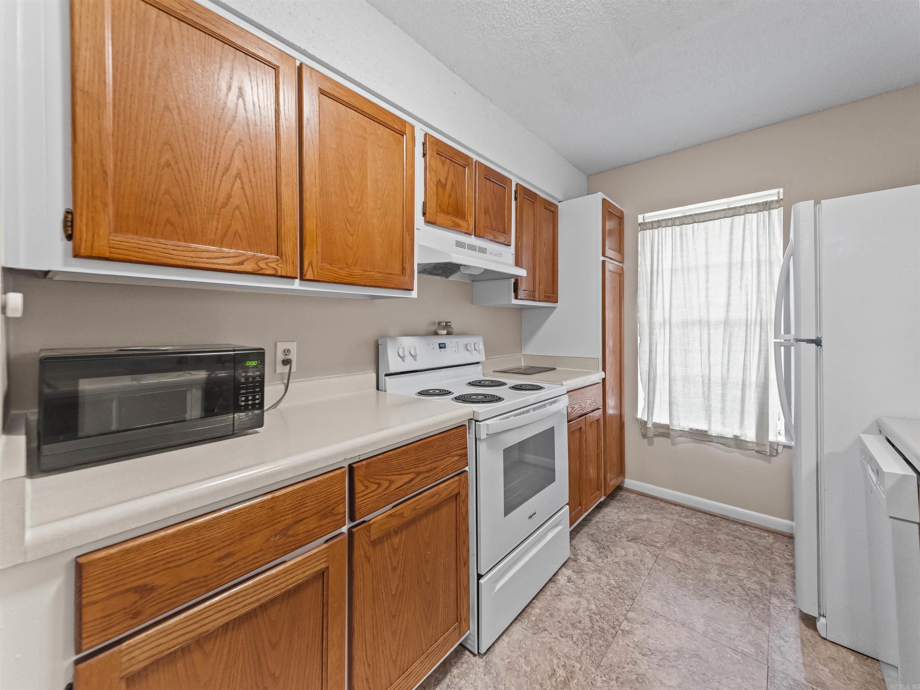 116 Emperado Property Photo 15