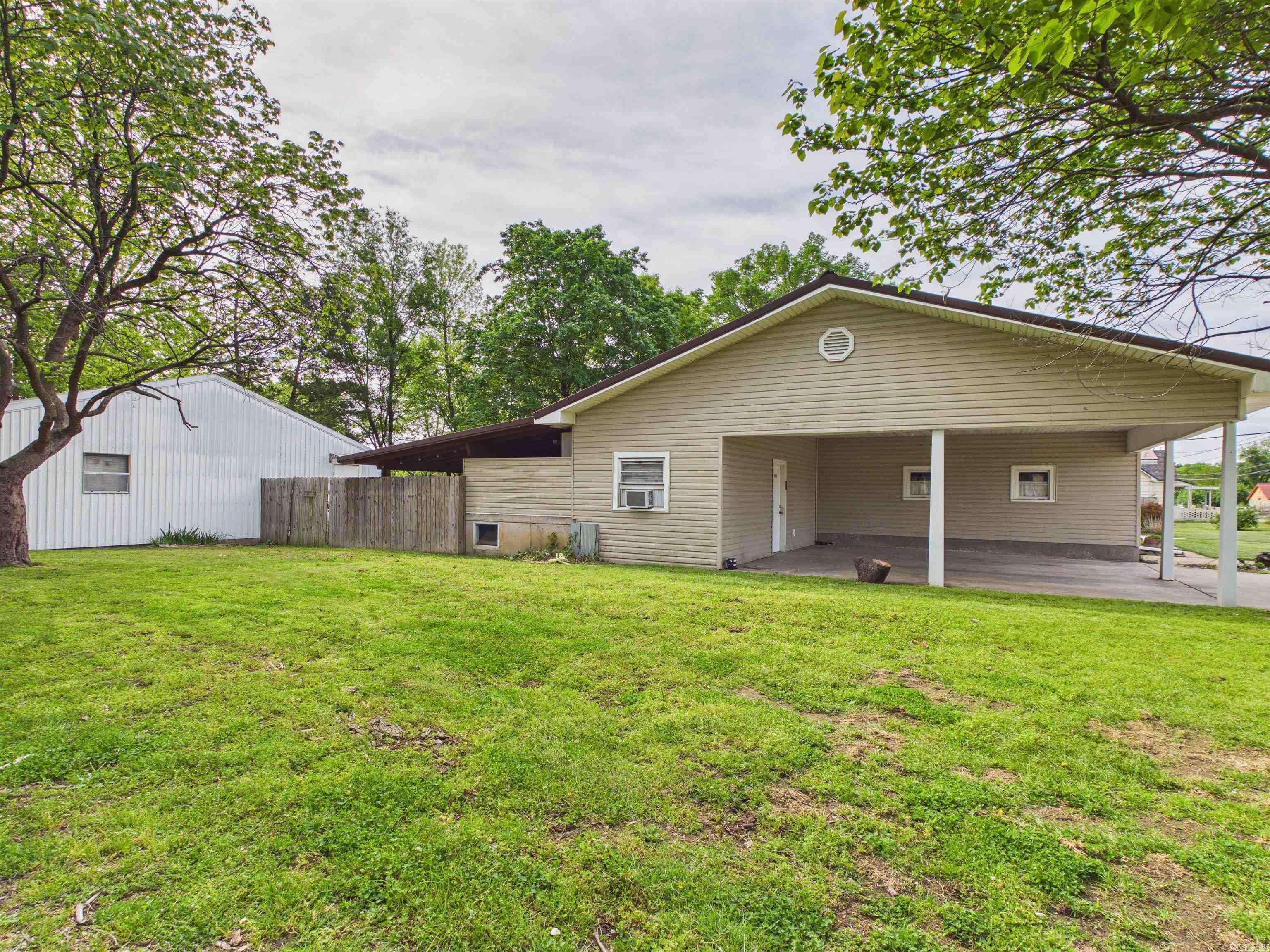 803 Springfield Street Property Photo 1