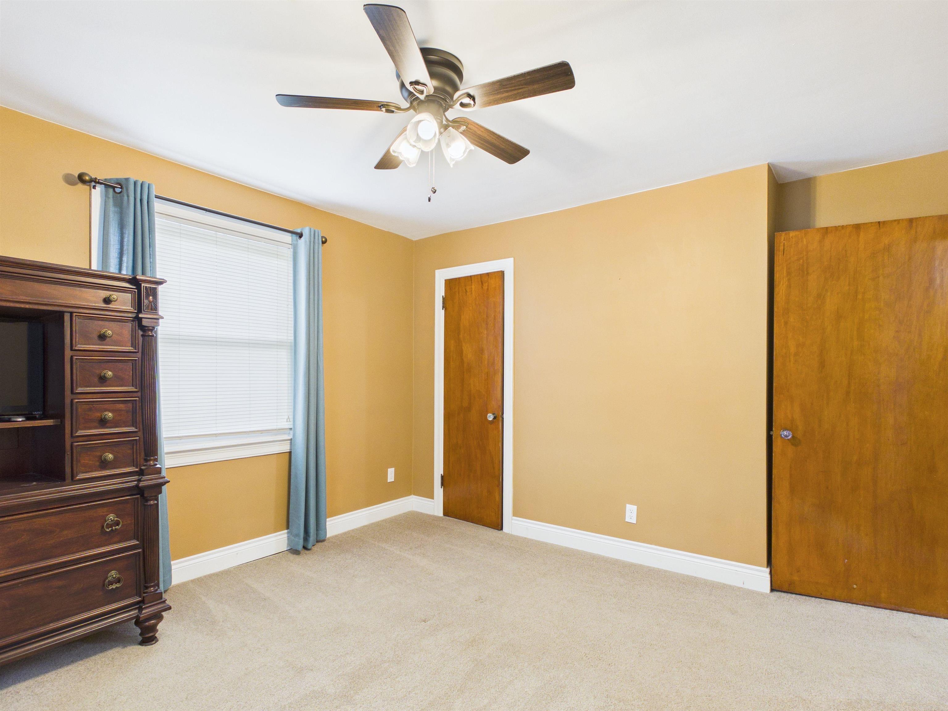 803 Springfield Street Property Photo 32