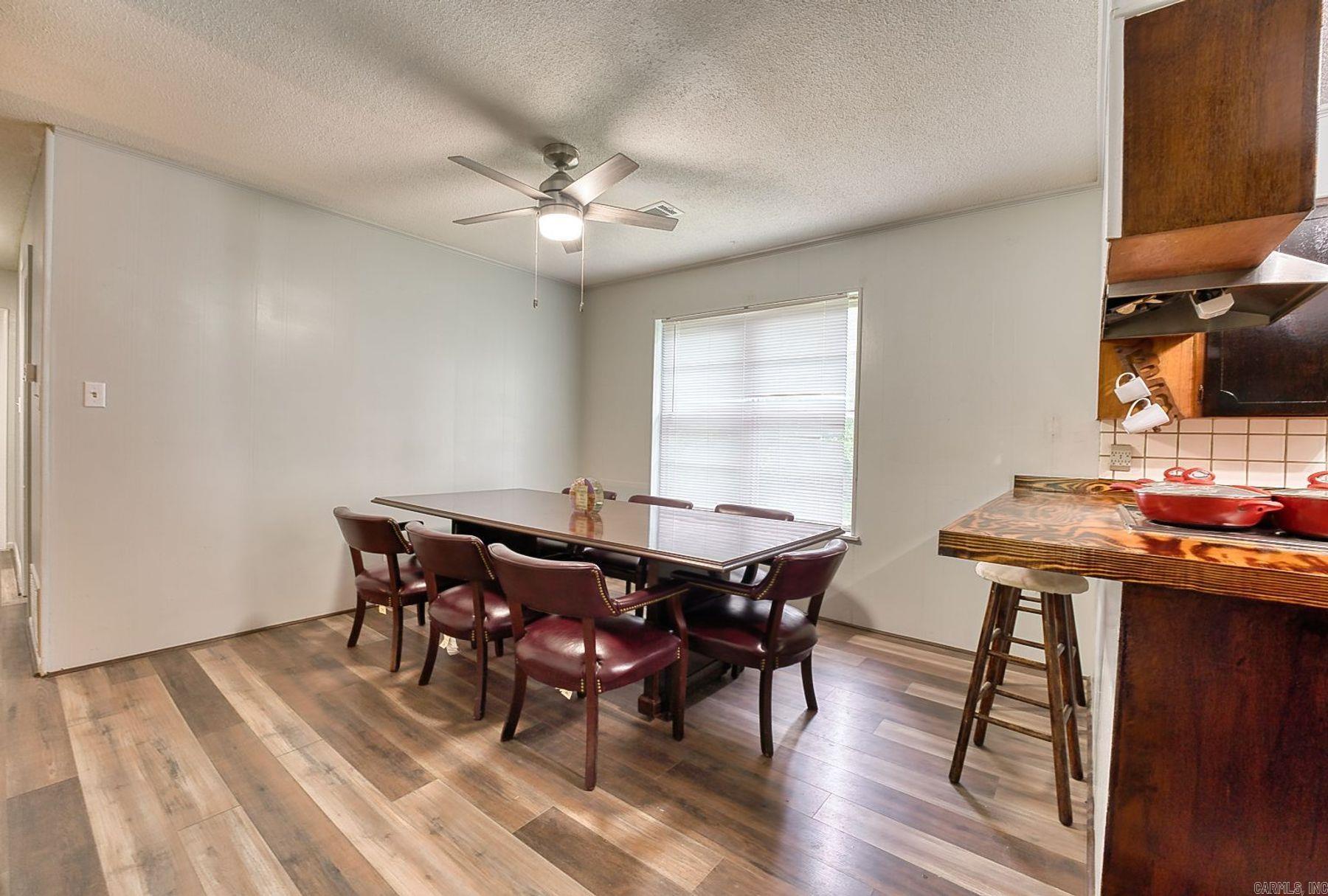 2702 Malvern Avenue Property Photo 6