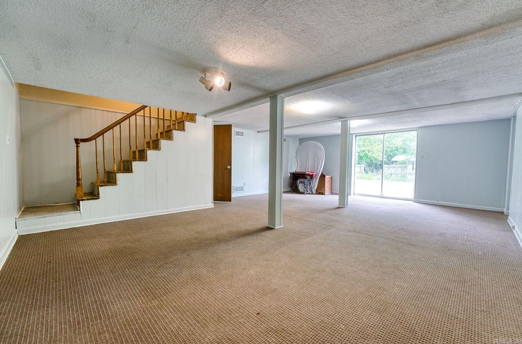 2702 Malvern Avenue Property Photo 25