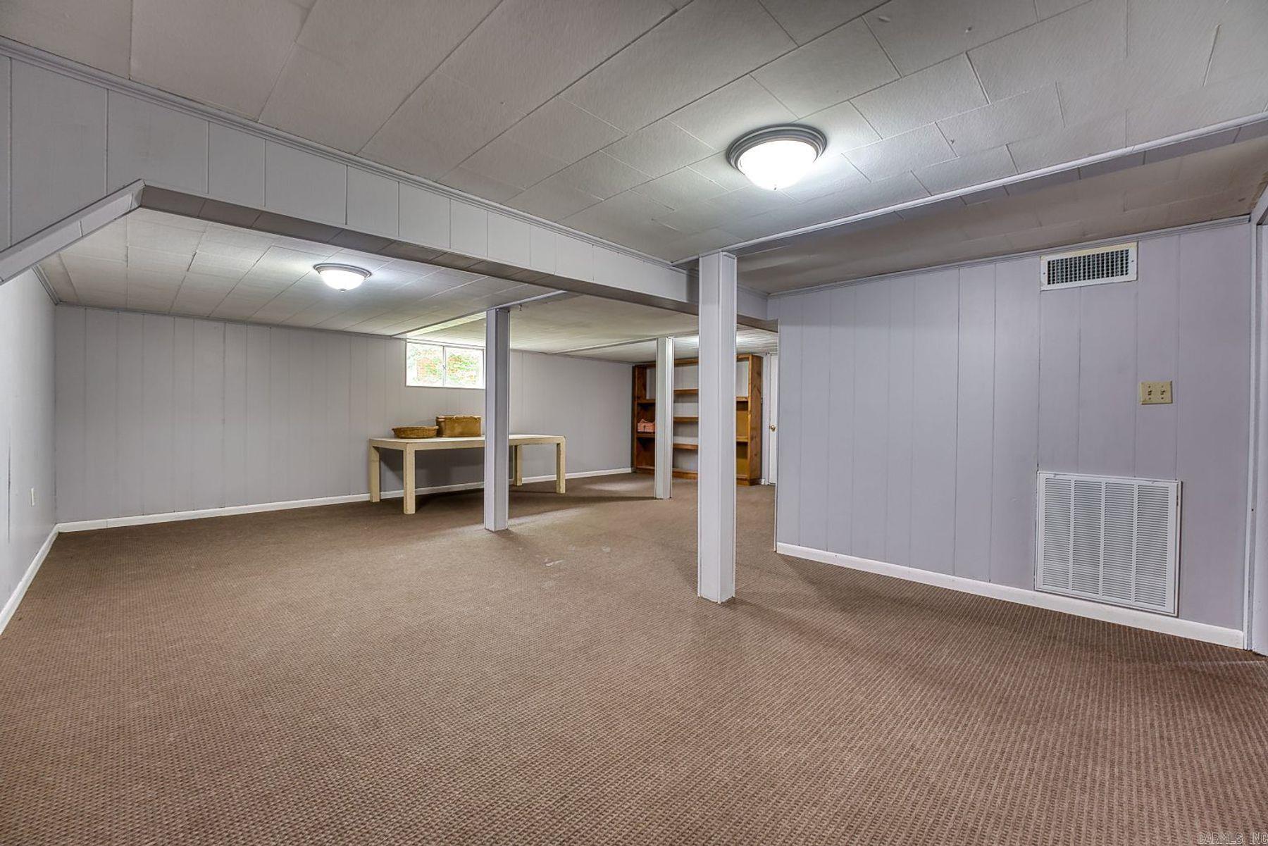 2702 Malvern Avenue Property Photo 30