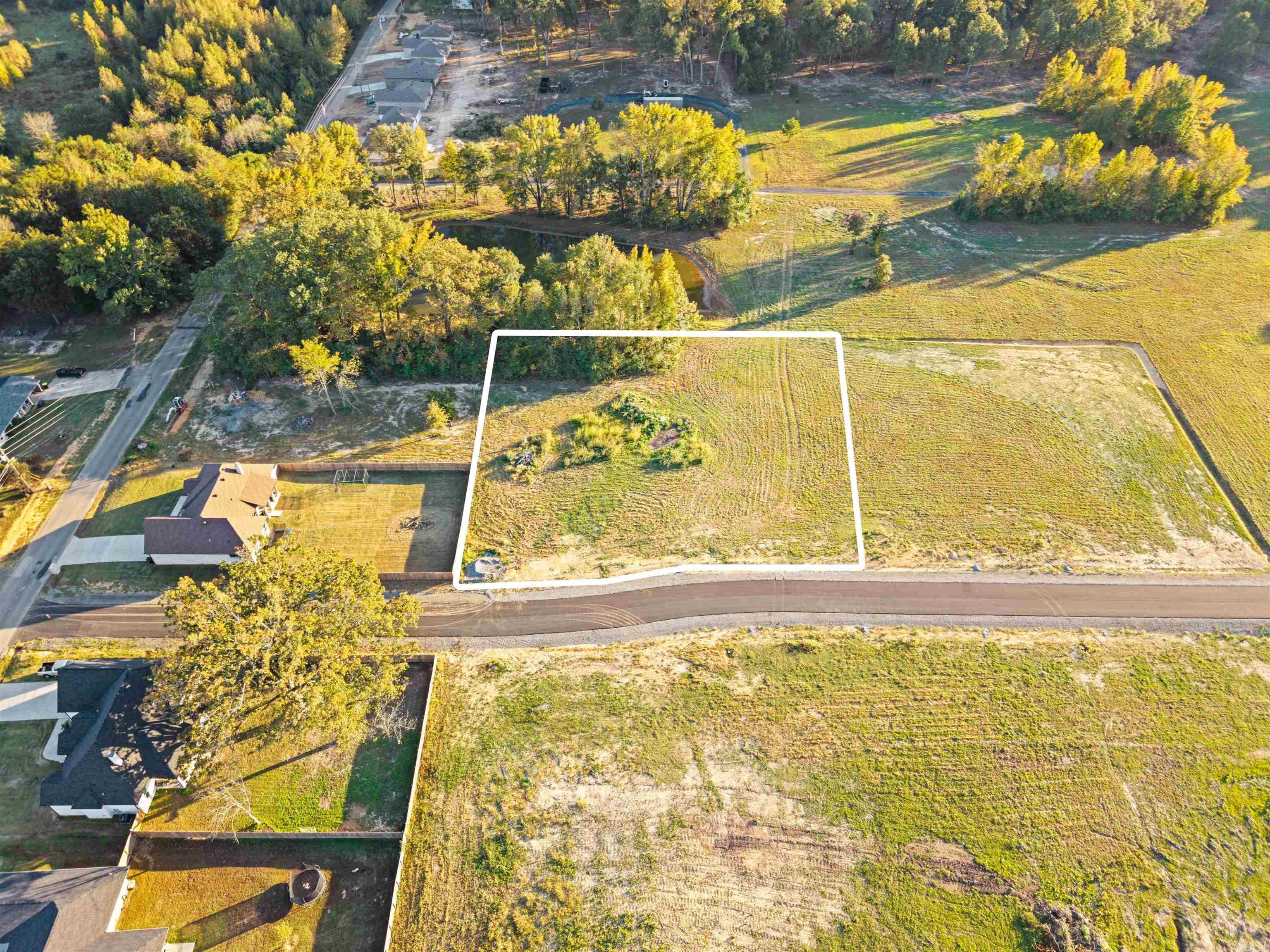 11 Crescent Cove Property Photo 1