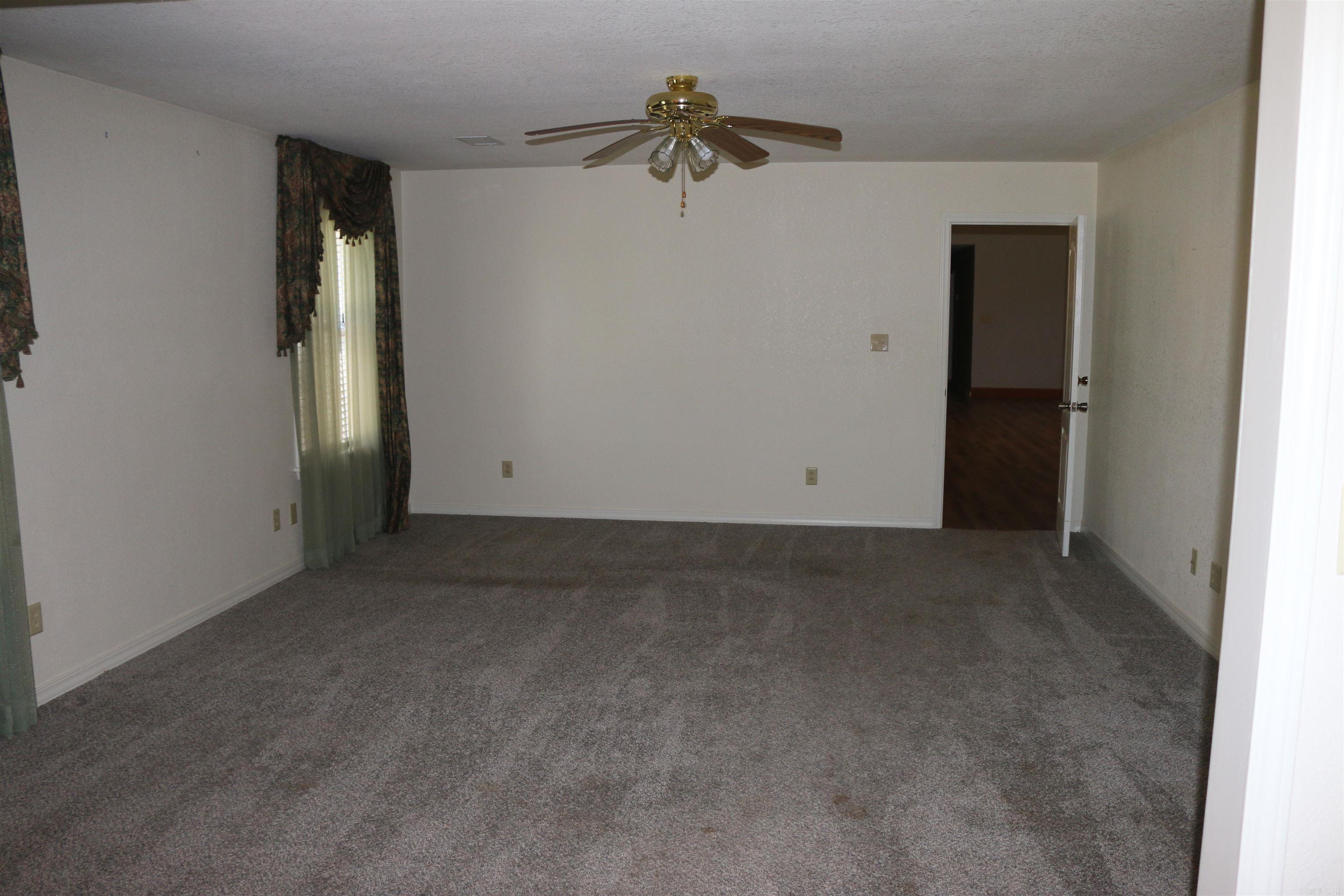 225 Martin Road Property Photo 18