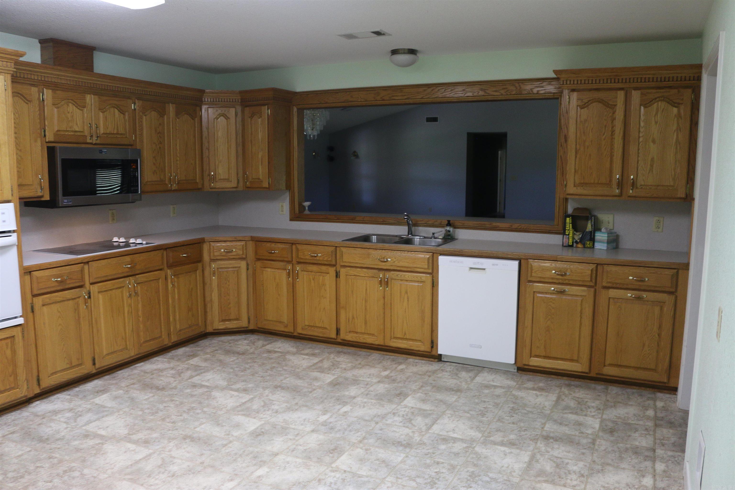225 Martin Road Property Photo 26