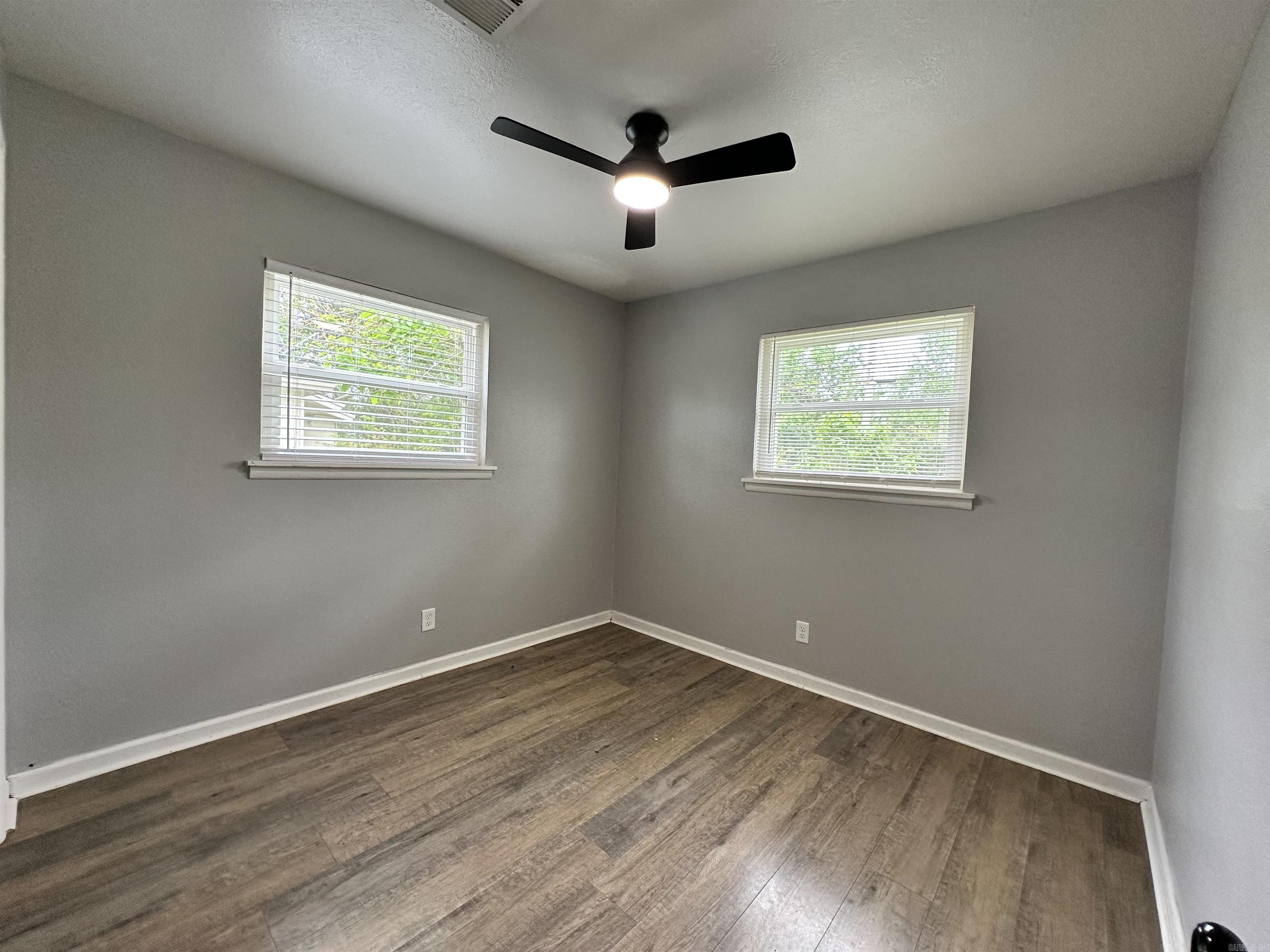 512 Ellen Drive Property Photo 9
