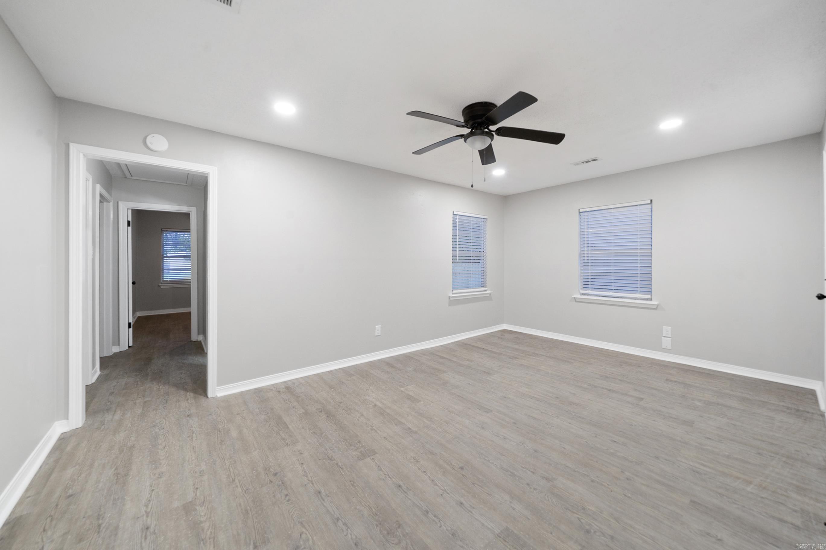 11 Spear Road Property Photo 10
